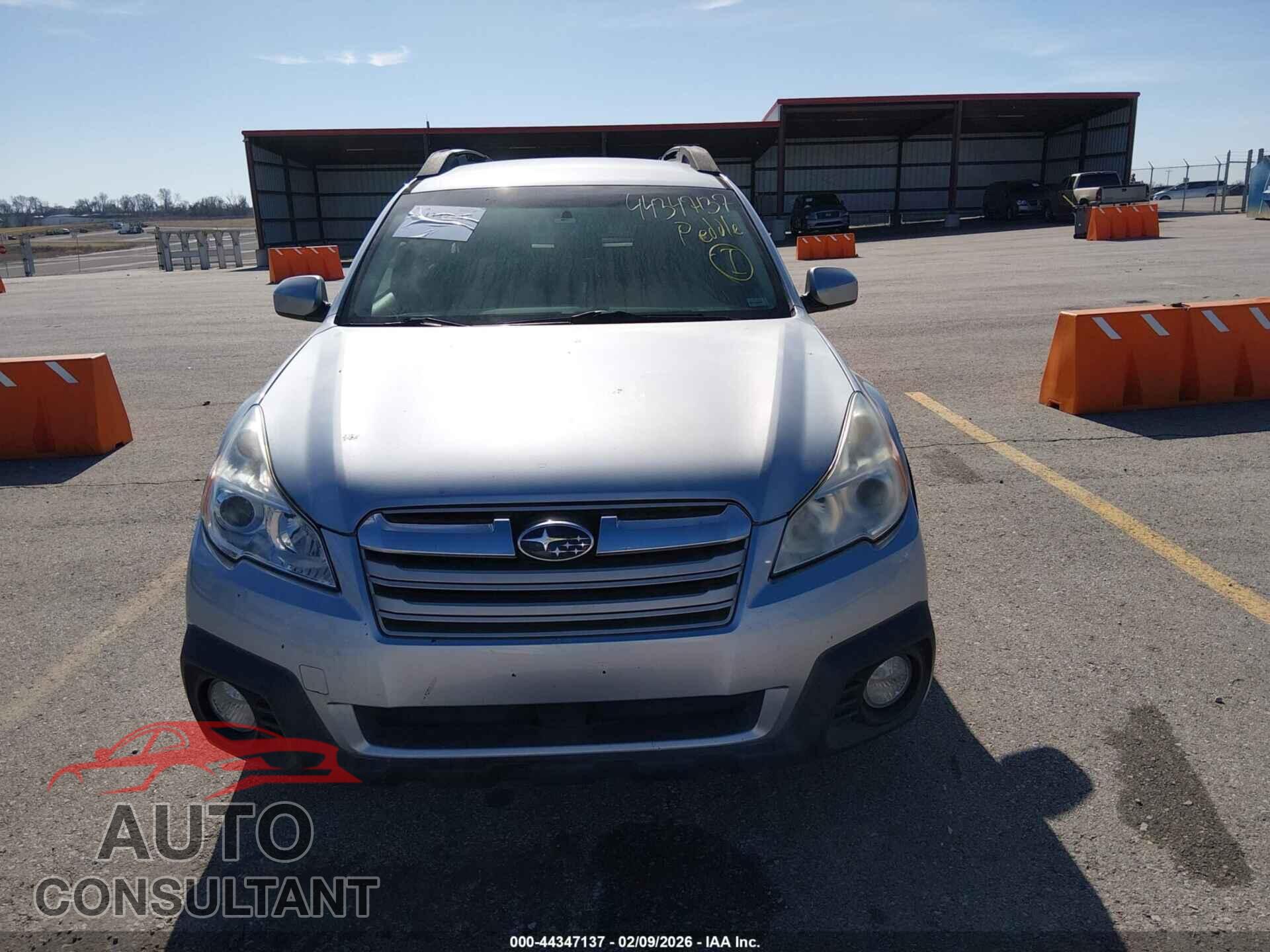 SUBARU OUTBACK 2014 - 4S4BRCCC4E3308909