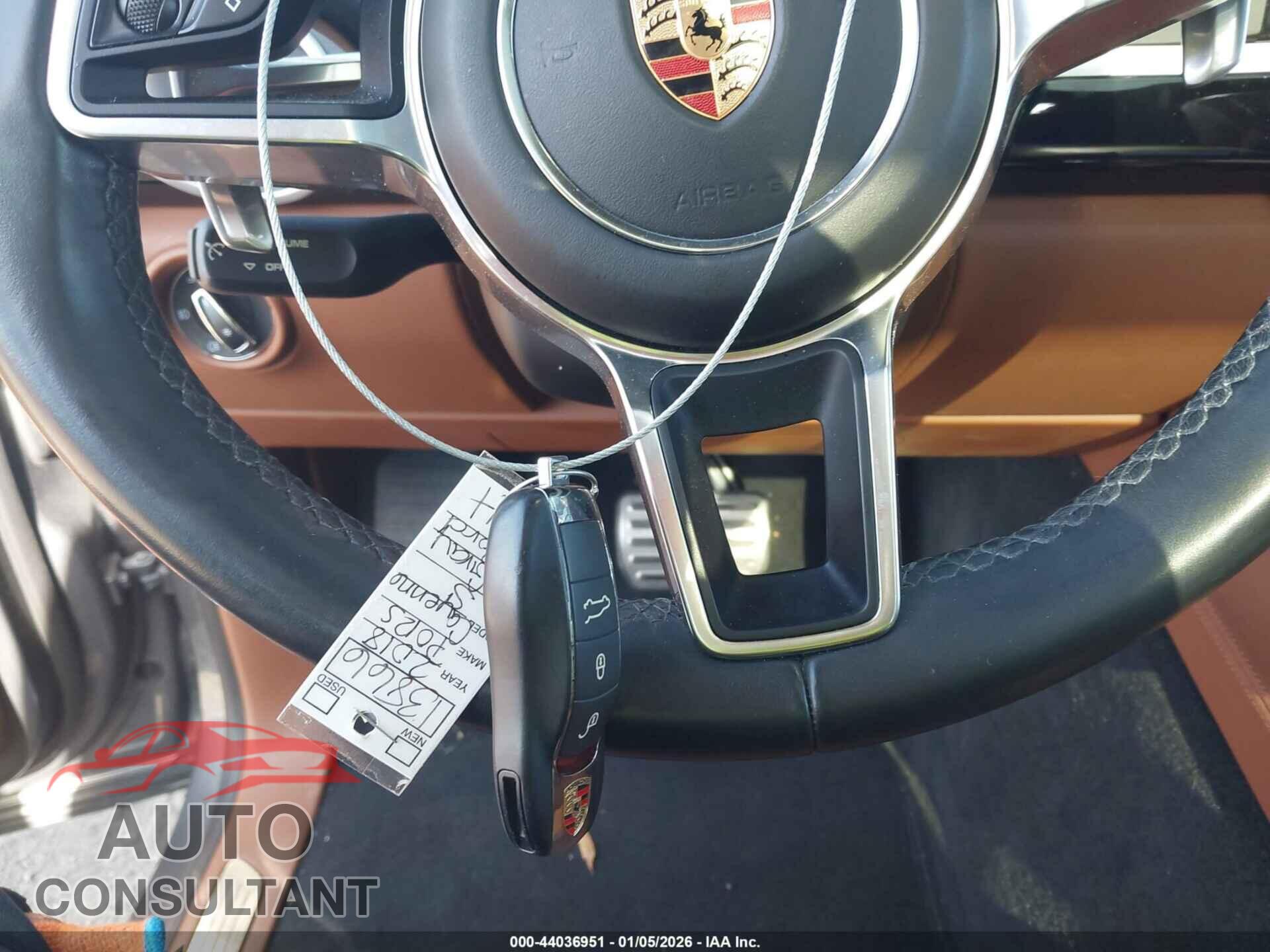 PORSCHE CAYENNE 2018 - WP1AB2A26JLA60101