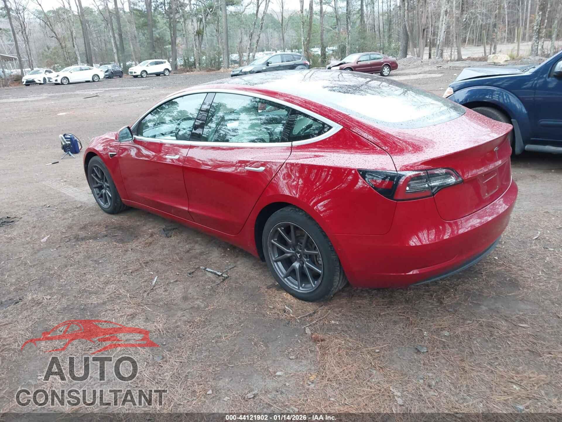 TESLA MODEL 3 2018 - 5YJ3E1EA5JF167527