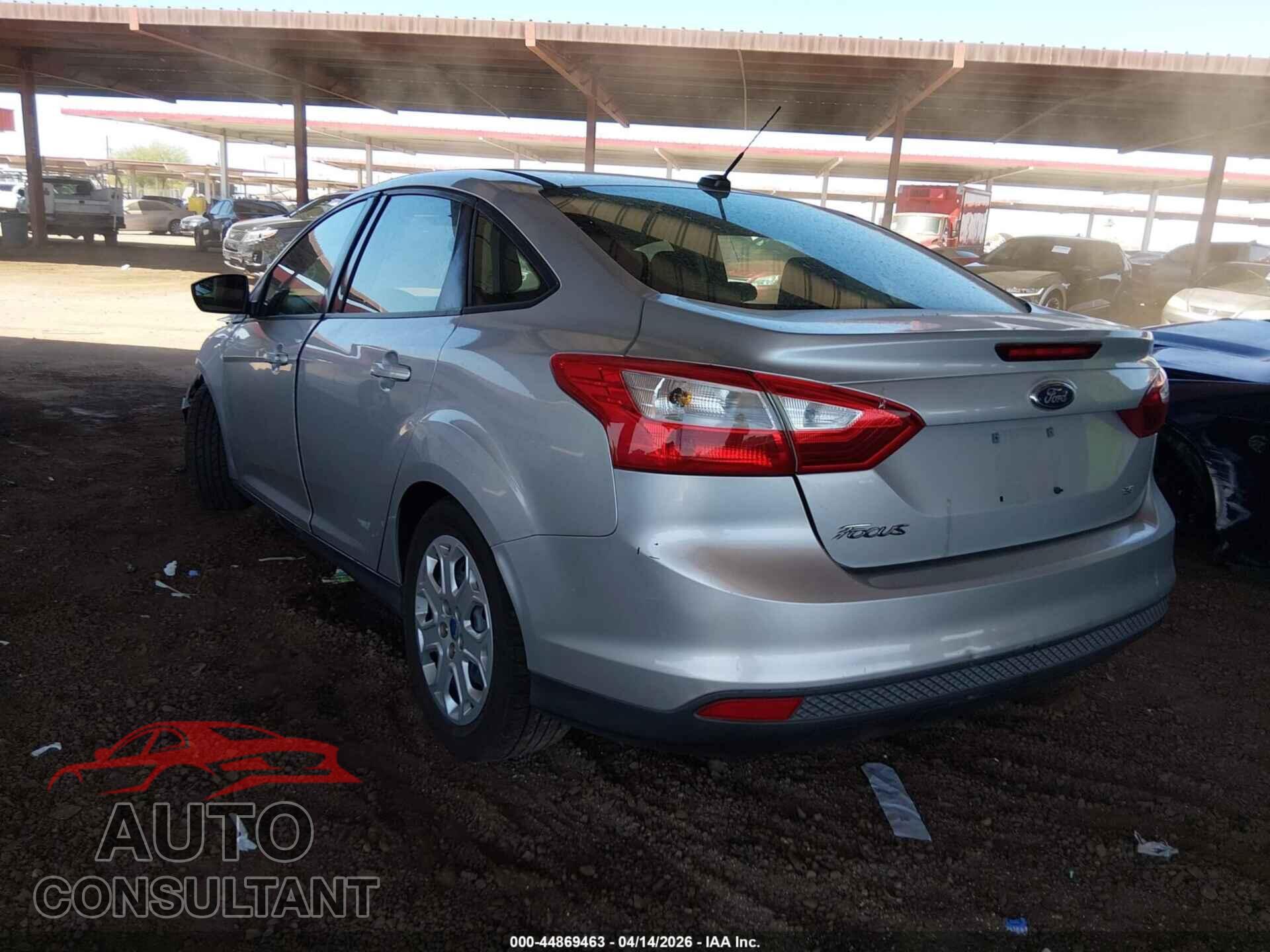 FORD FOCUS 2012 - 1FAHP3F25CL252019