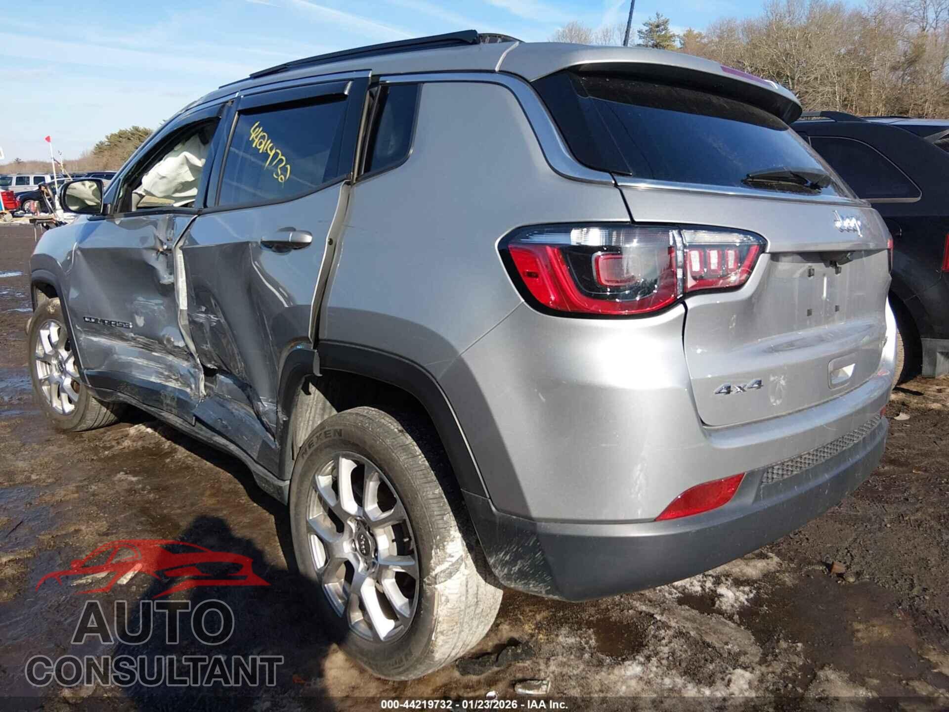 JEEP COMPASS 2022 - 3C4NJDFB0NT158321