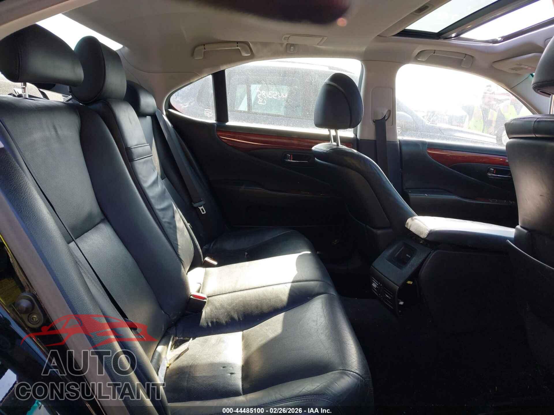 LEXUS LS 460 2012 - JTHCL5EF0C5013884