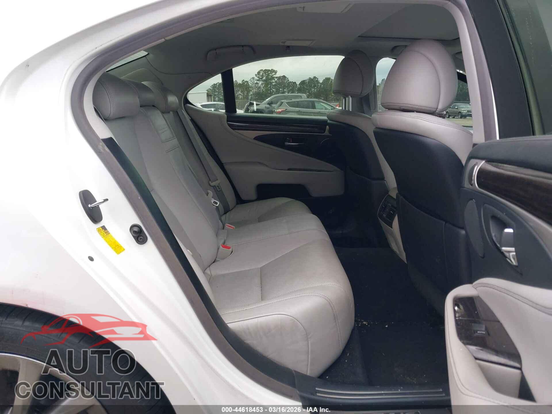 LEXUS LS 460 2013 - JTHCL5EF6D5017066