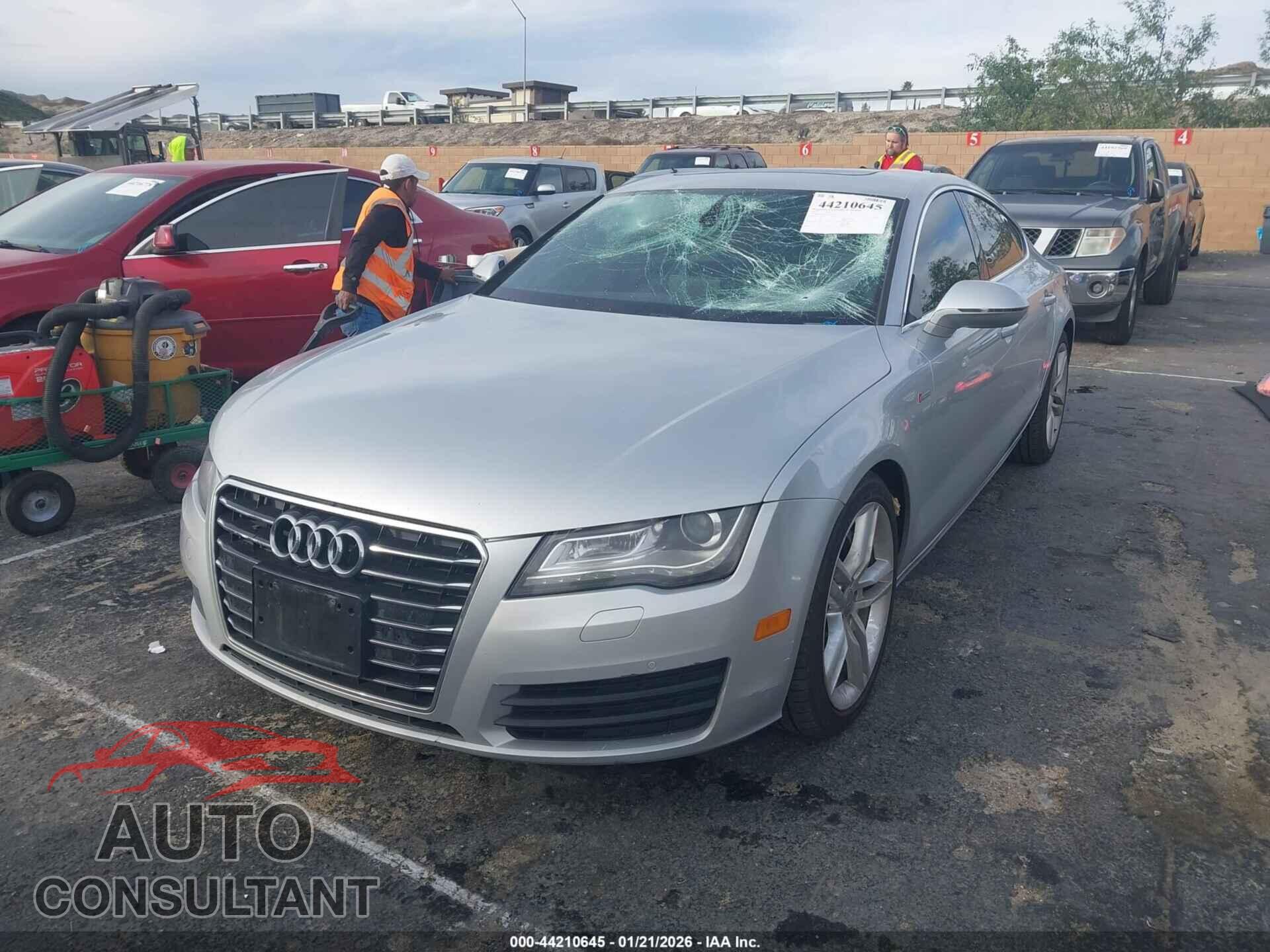AUDI A7 2012 - WAUSGAFC5CN010751