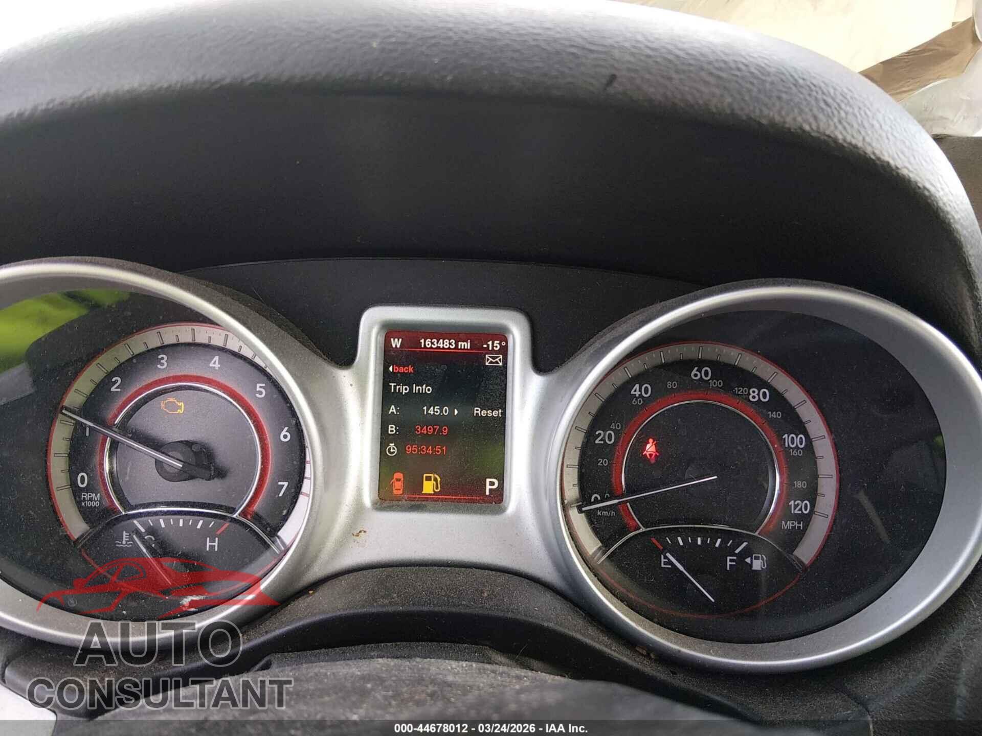 DODGE JOURNEY 2015 - 3C4PDCBB3FT529716