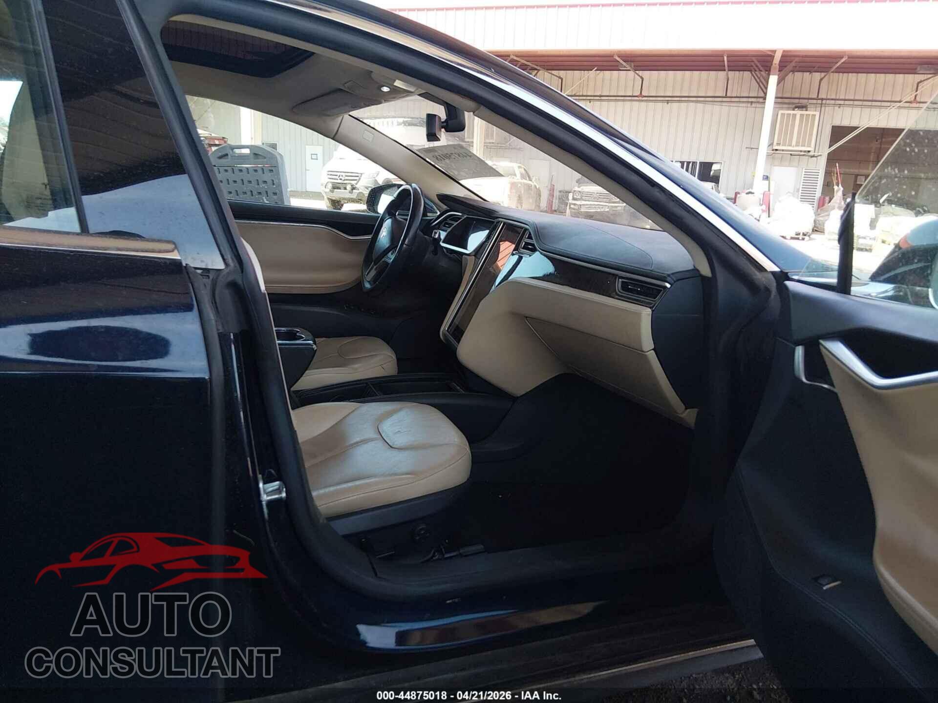 TESLA MODEL S 2013 - 5YJSA1CN3DFP26381