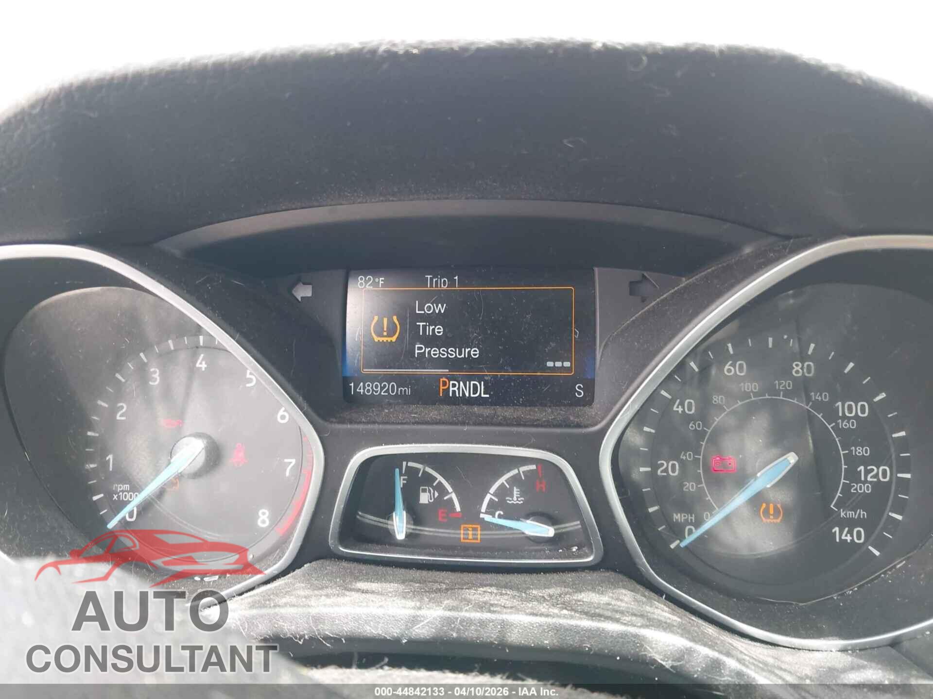 FORD FOCUS 2017 - 1FADP3K29HL280160