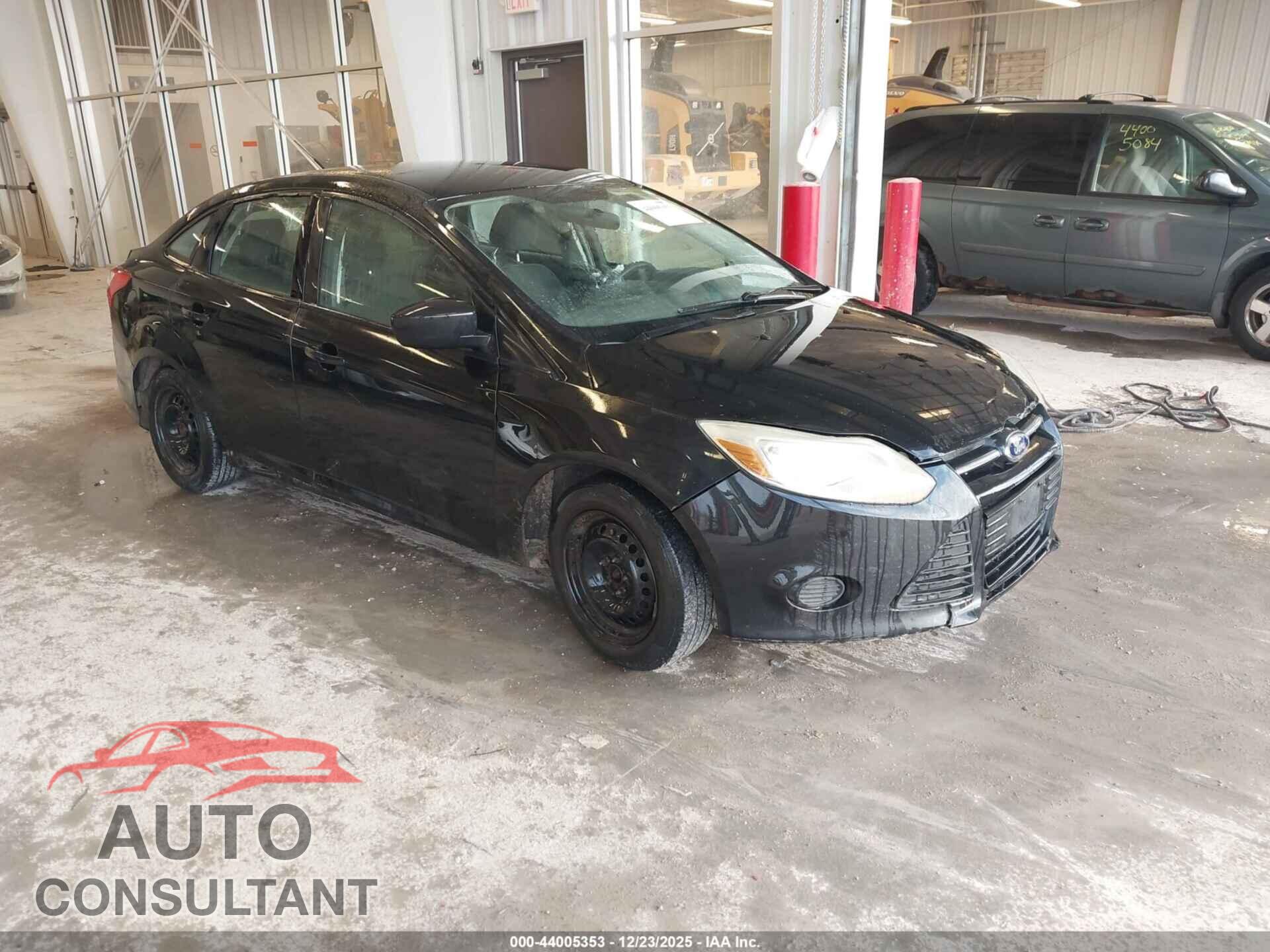 FORD FOCUS 2014 - 1FADP3E2XEL188322