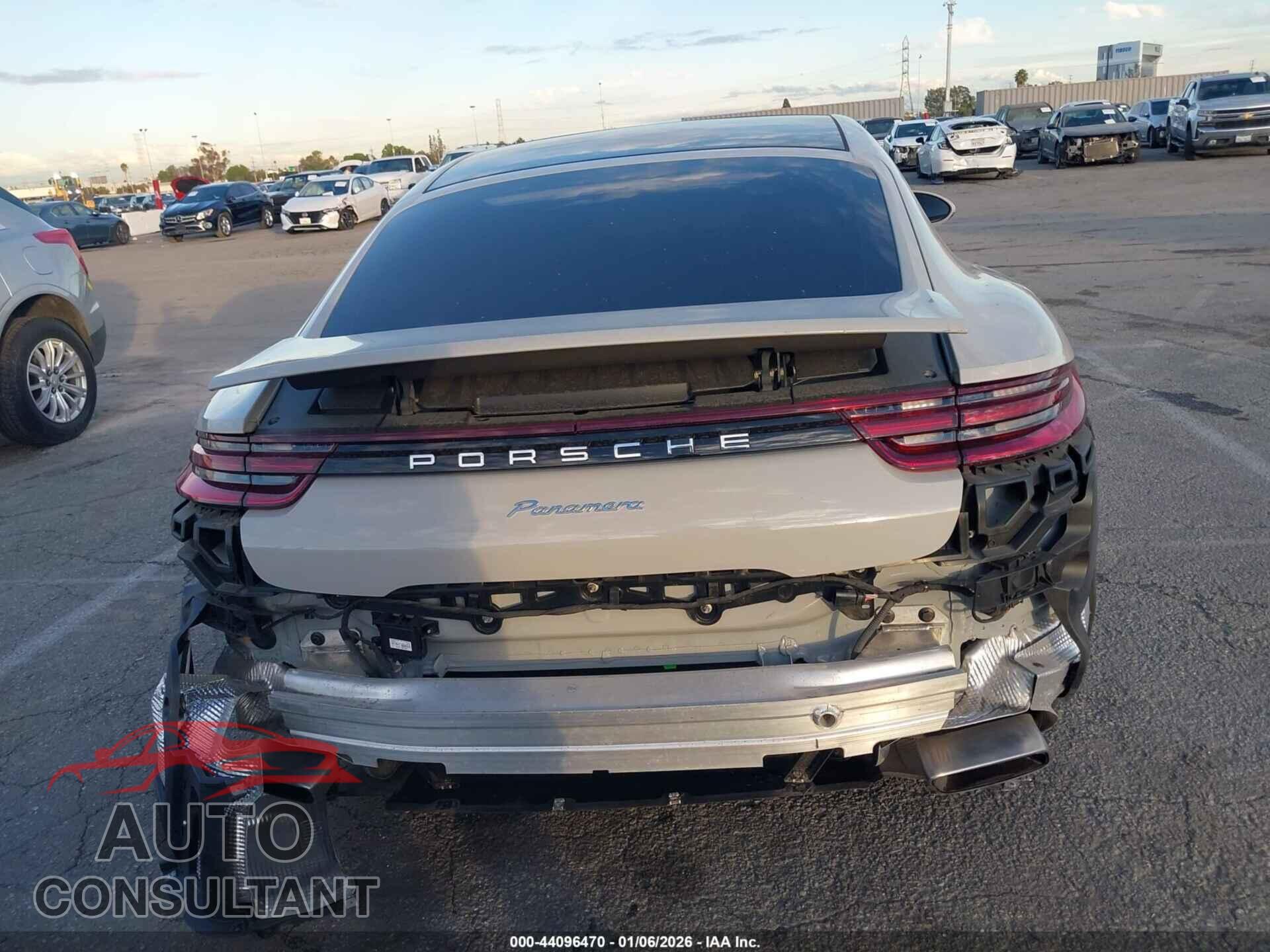 PORSCHE PANAMERA 2020 - WP0AA2A78LL100102