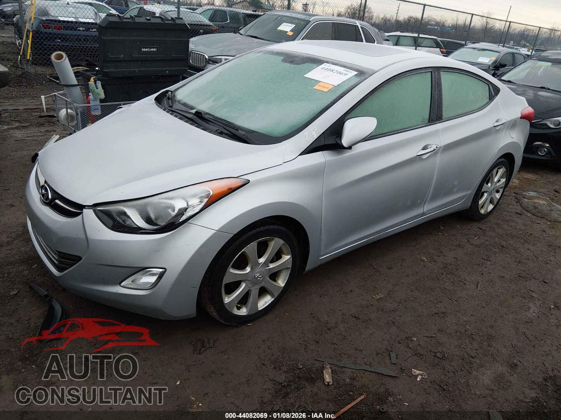 HYUNDAI ELANTRA 2012 - 5NPDH4AE0CH102580