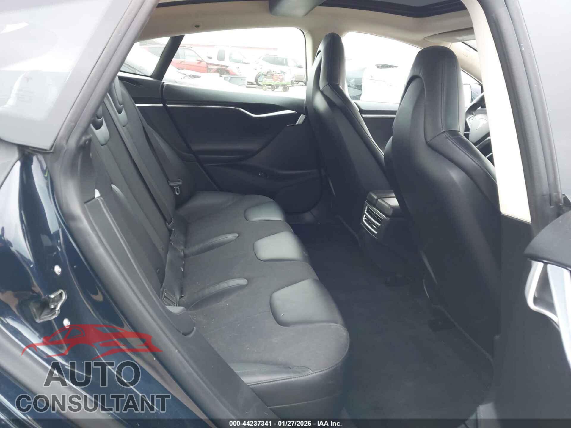 TESLA MODEL S 2013 - 5YJSA1CN2DFP21138
