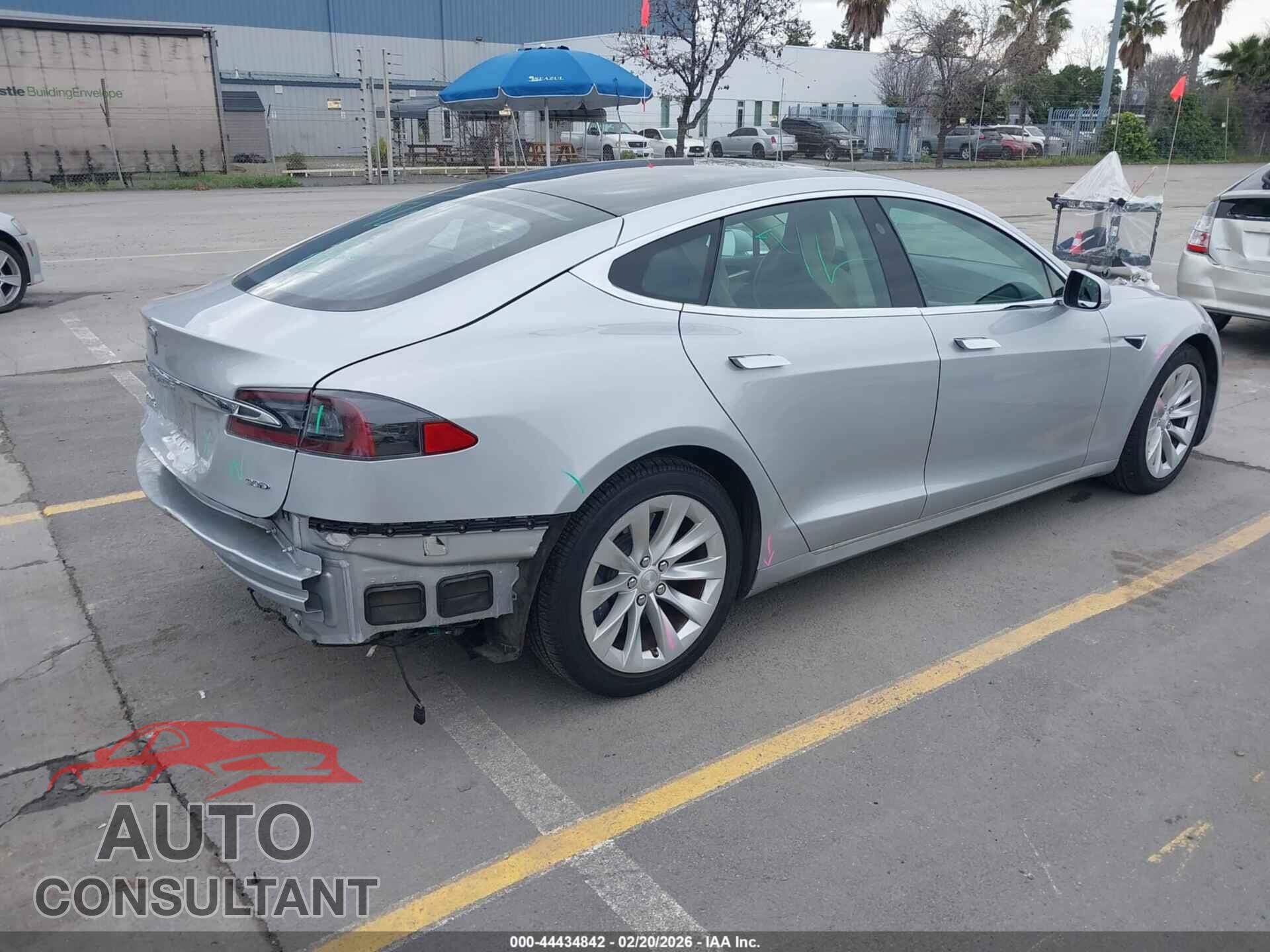 TESLA MODEL S 2017 - 5YJSA1E24HF188508