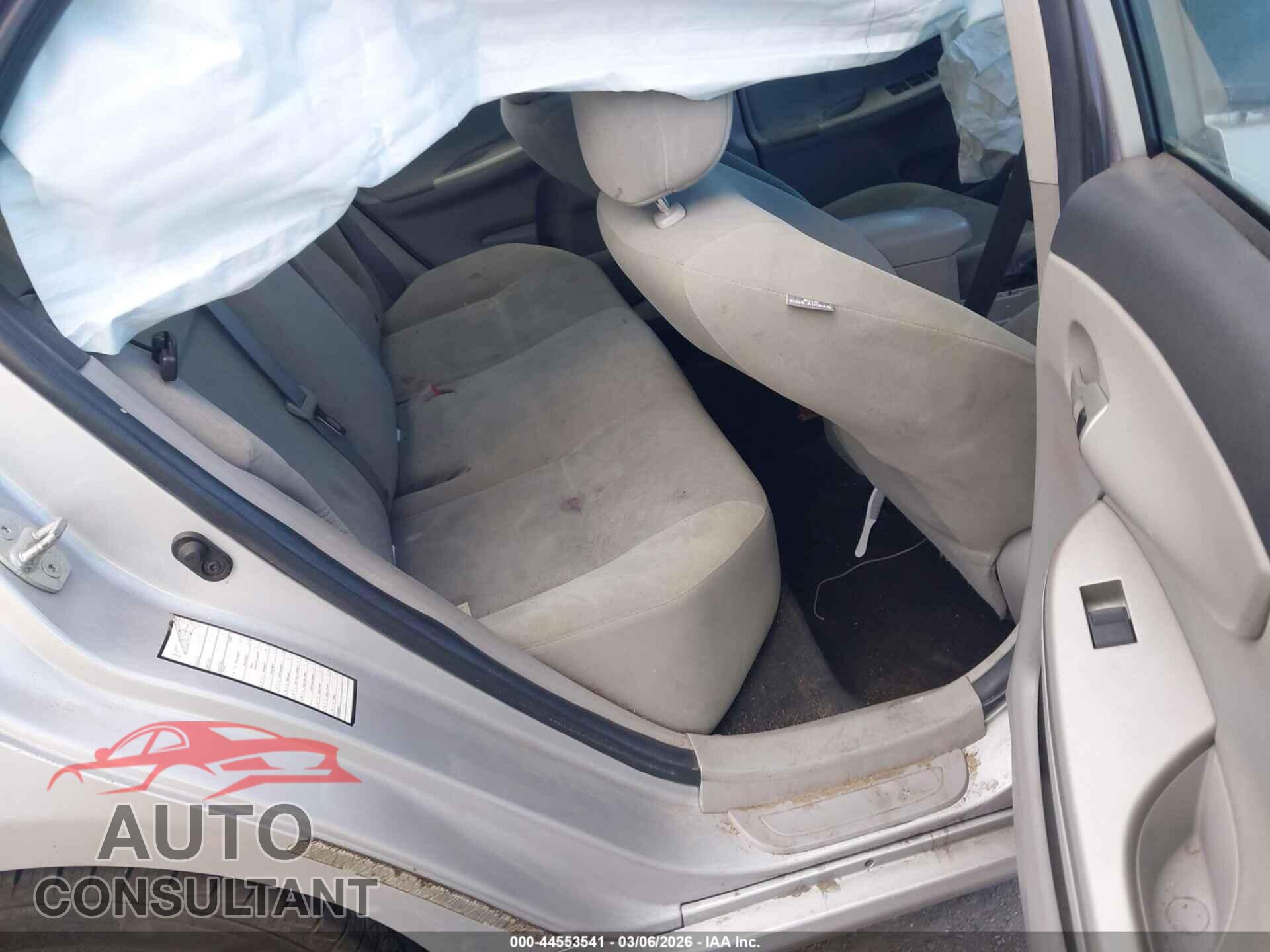 TOYOTA COROLLA 2012 - 2T1BU4EE8CC775407