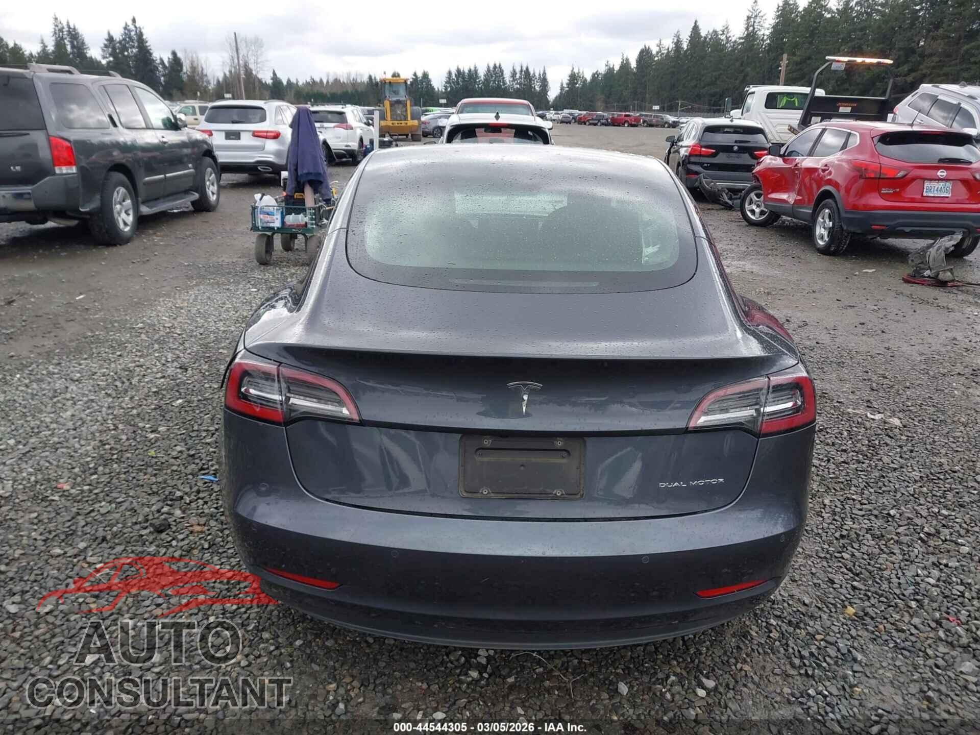 TESLA MODEL 3 2021 - 5YJ3E1EB0MF019816