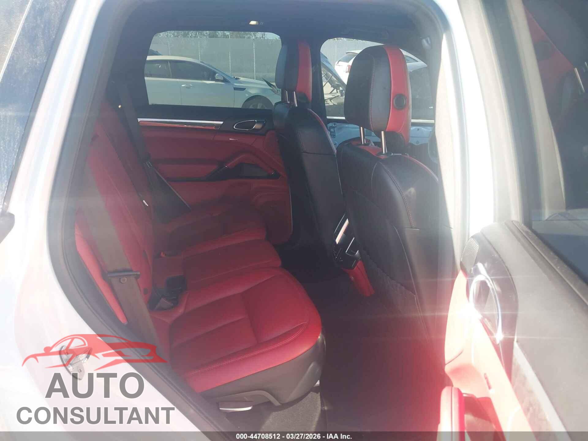 PORSCHE CAYENNE 2016 - WP1AA2A2XGKA08553