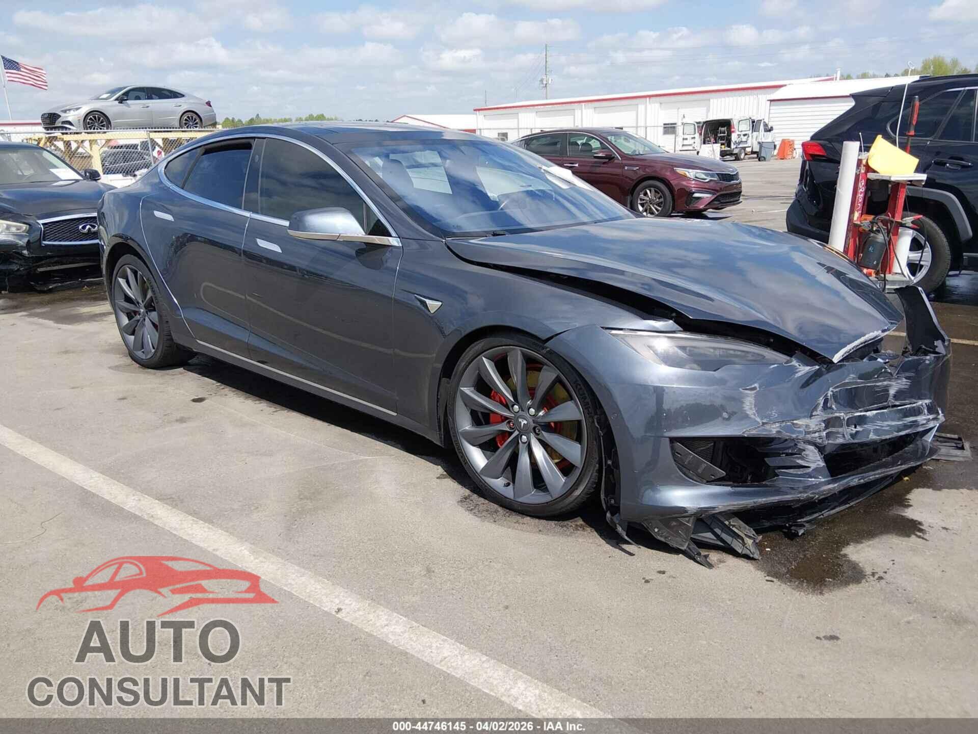 TESLA MODEL S 2017 - 5YJSA1E28HF200191