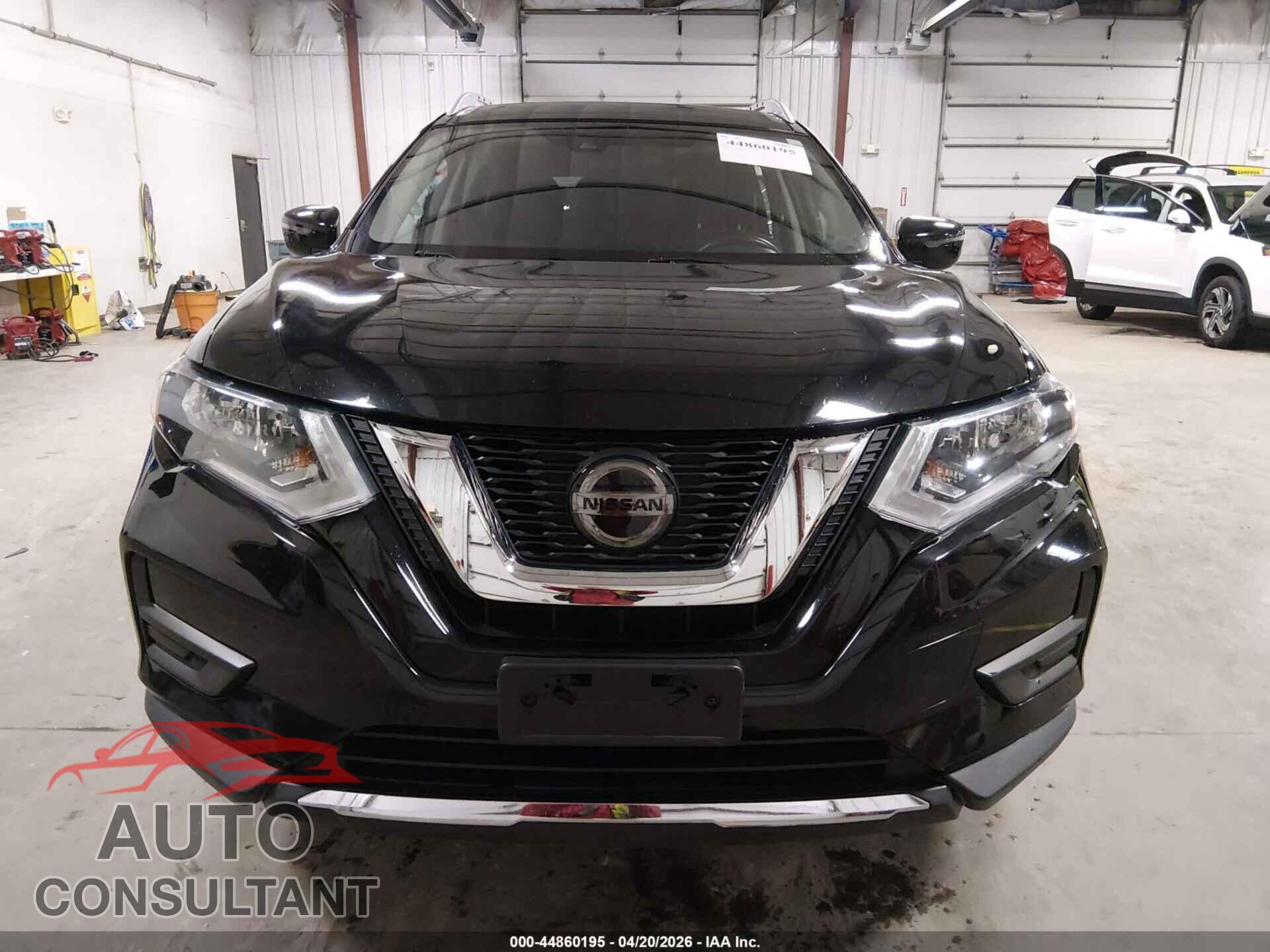 NISSAN ROGUE 2020 - KNMAT2MVXLP509263