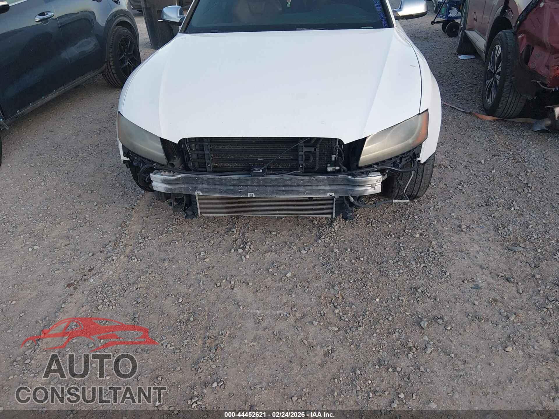 AUDI S5 2011 - WAUCVAFR1BA042360