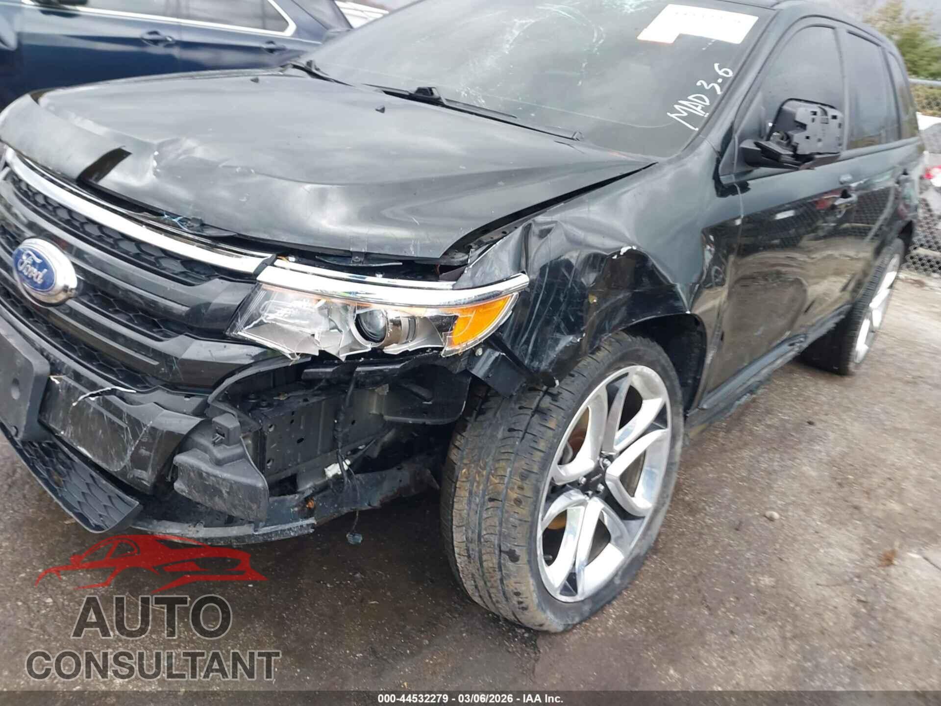 FORD EDGE 2011 - 2FMDK4AK6BBA59618