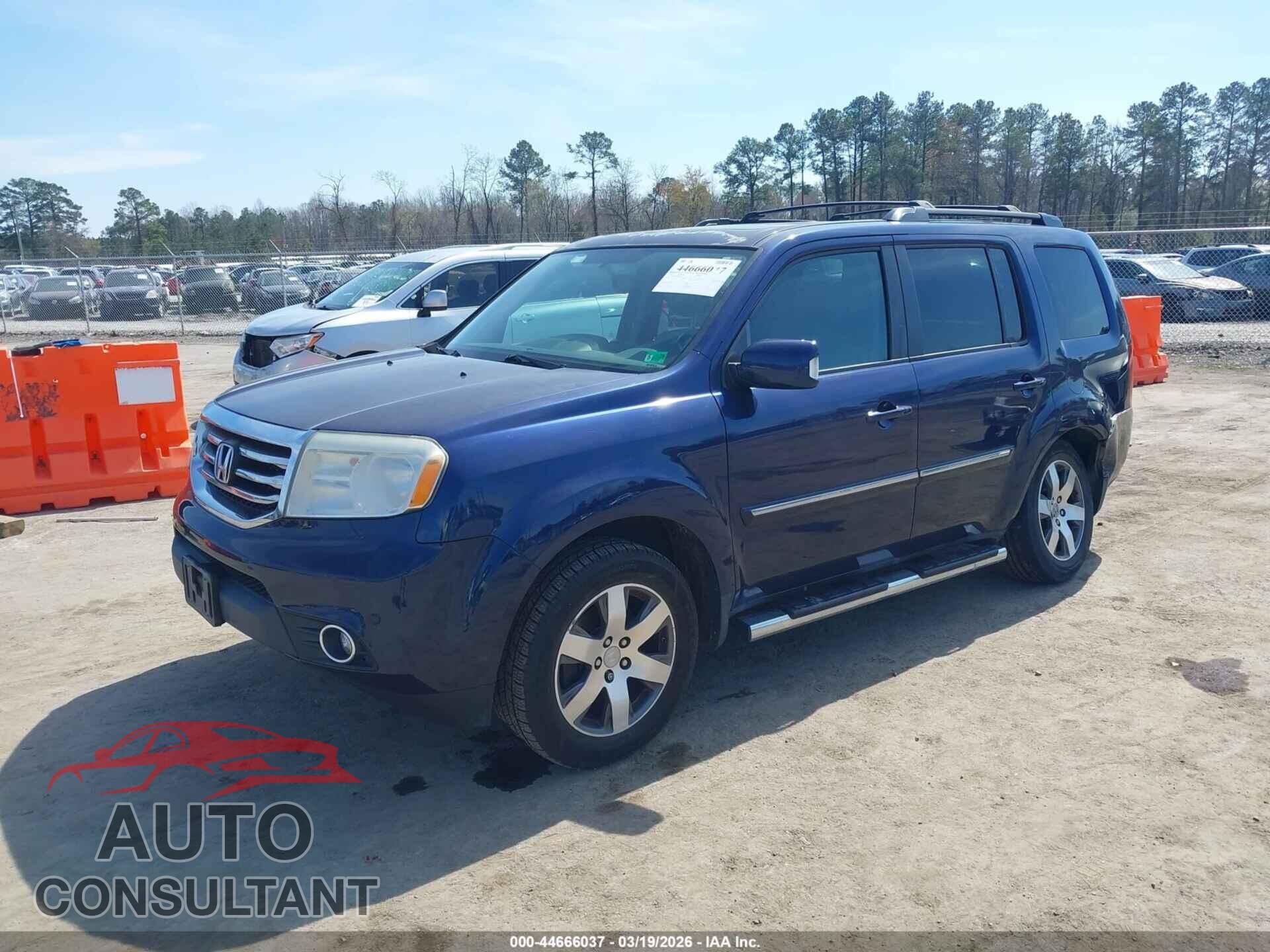 HONDA PILOT 2015 - 5FNYF4H99FB035772