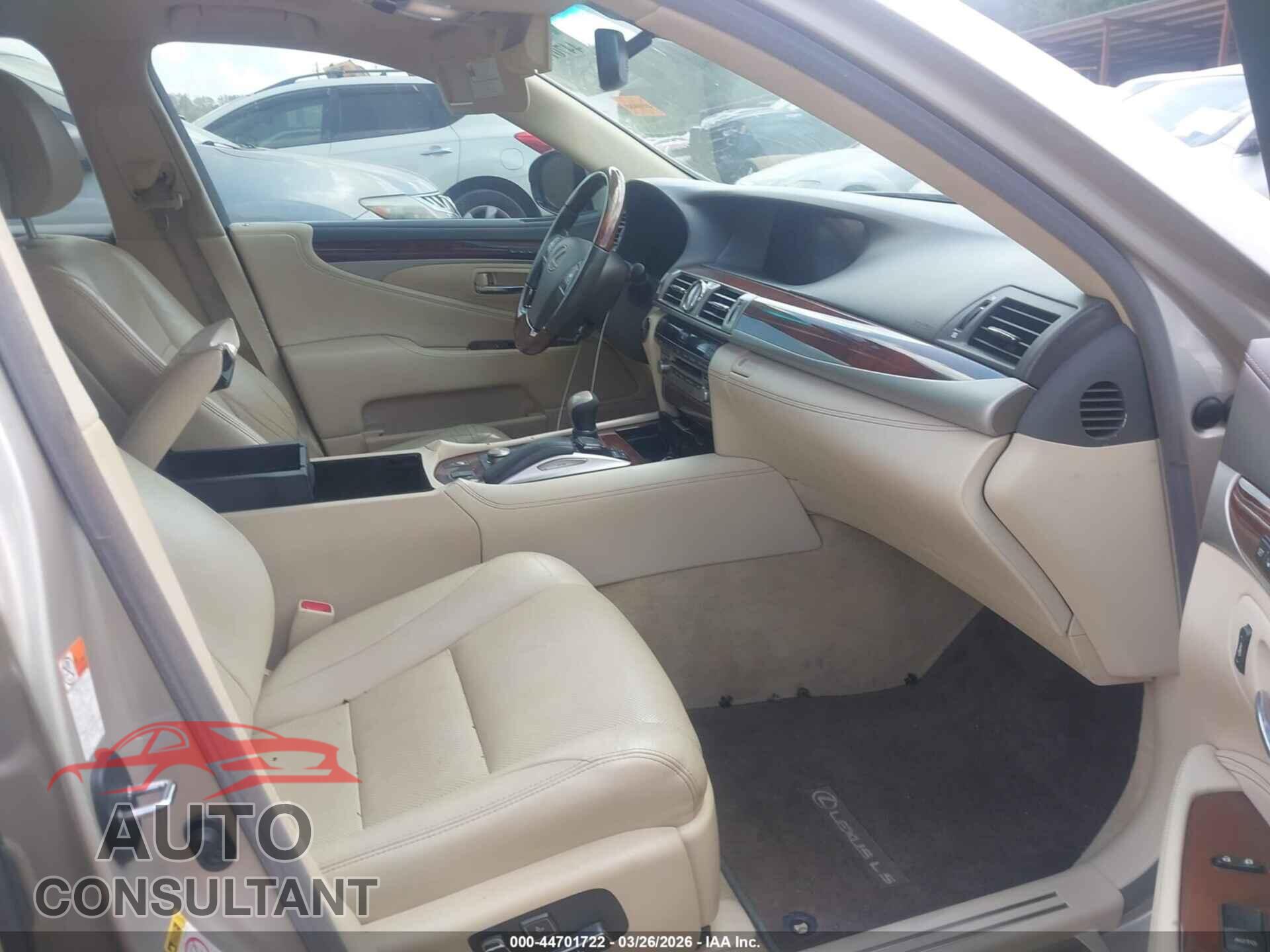 LEXUS LS 460 2016 - JTHBL5EF7G5139984