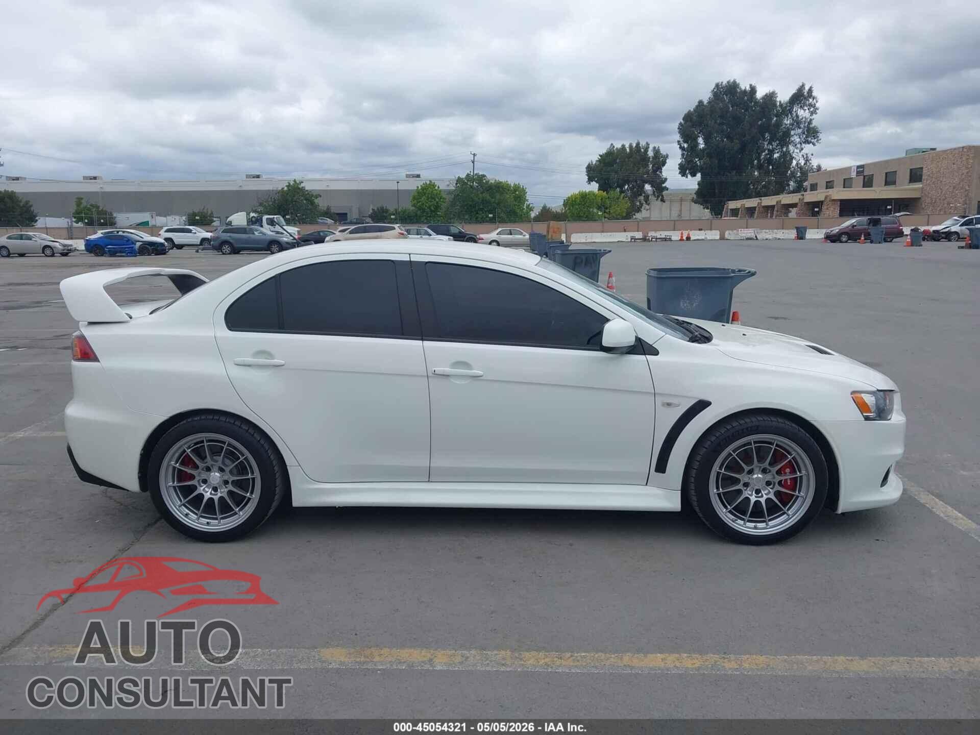 MITSUBISHI LANCER EVOLUTION 2013 - JA32W8FV1DU018383