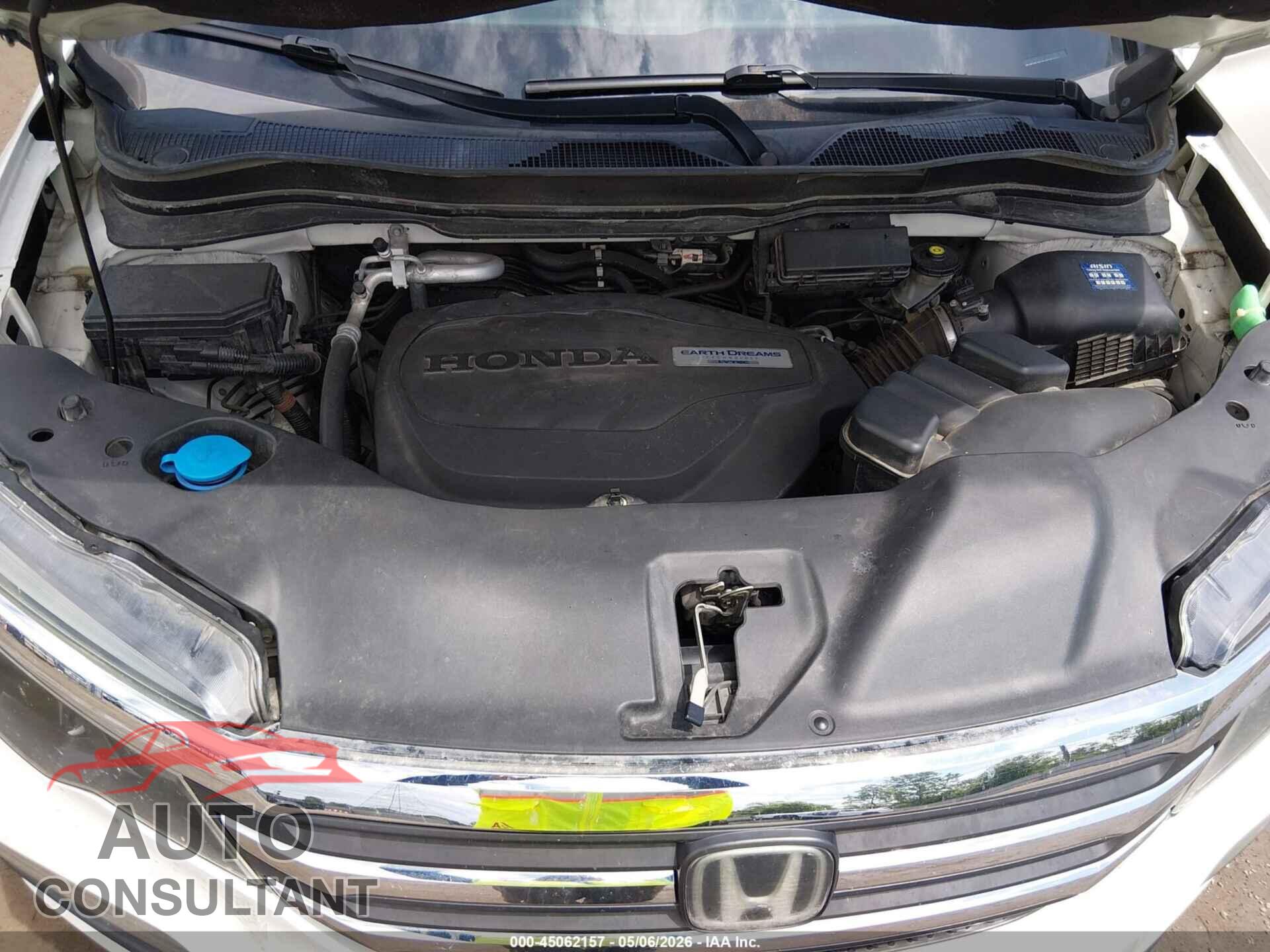 HONDA PILOT 2017 - 5FNYF6H62HB010765