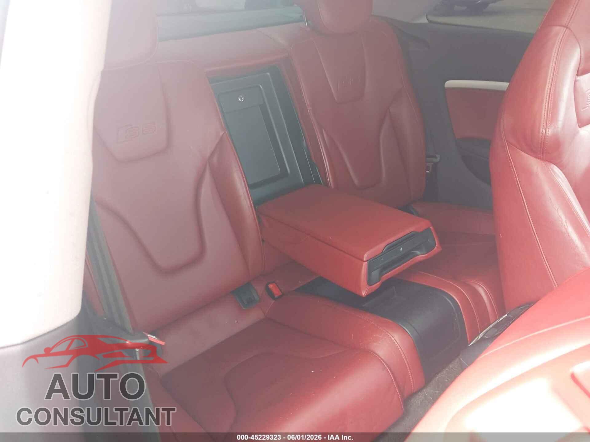 AUDI A5 2013 - WAULFAFR0DA067458