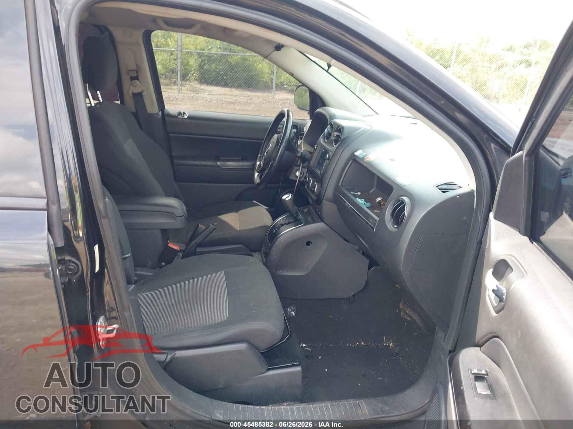 JEEP COMPASS 2011 - 1J4NF1FB8BD135901