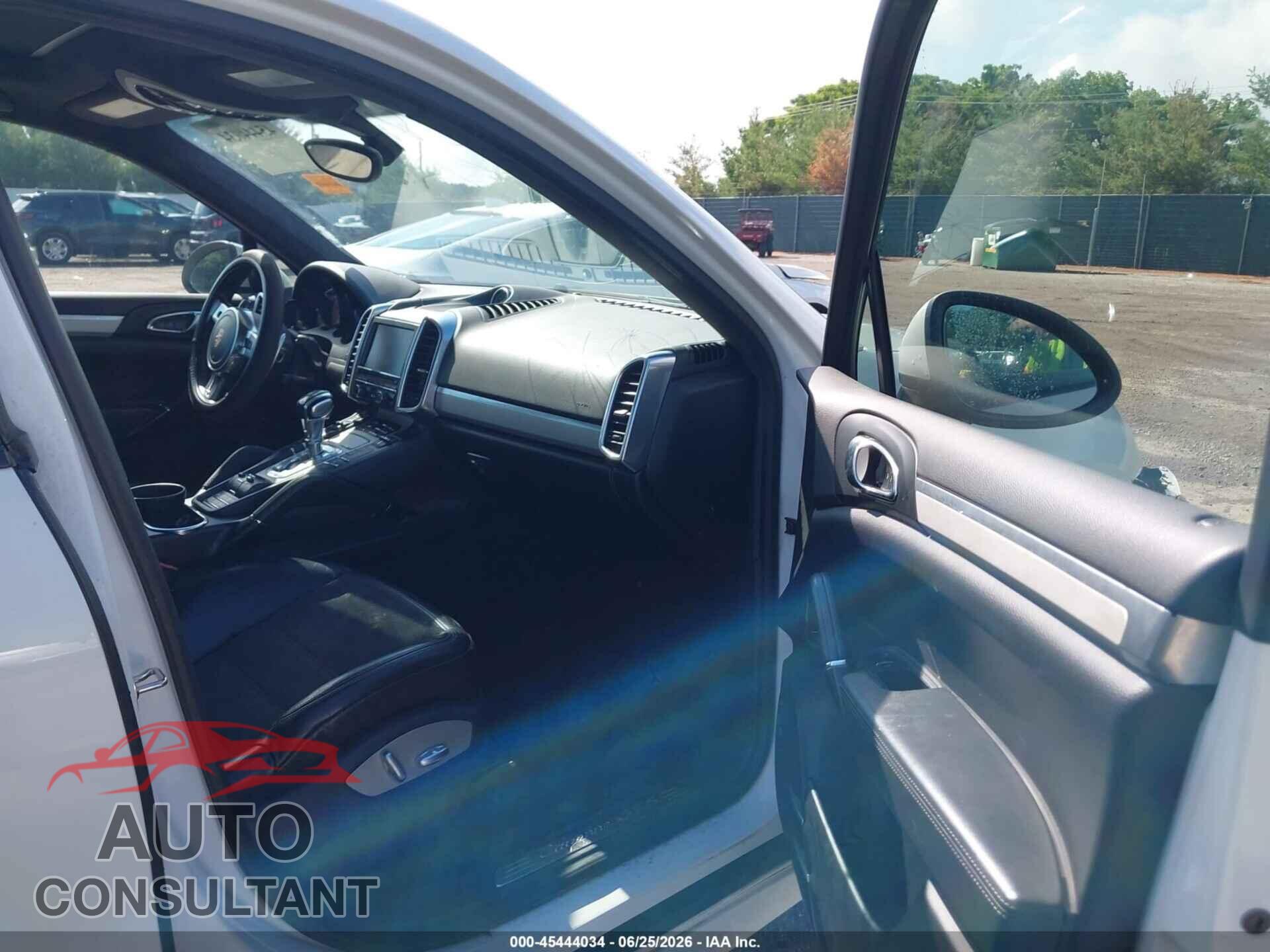 PORSCHE CAYENNE 2013 - WP1AD2A29DLA79661