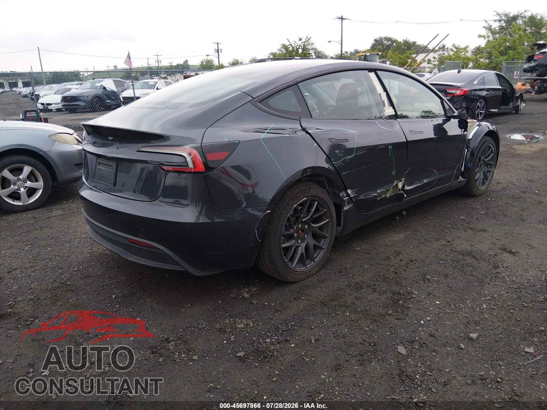 TESLA MODEL 3 2026 - 5YJ3E1EA5TF117441