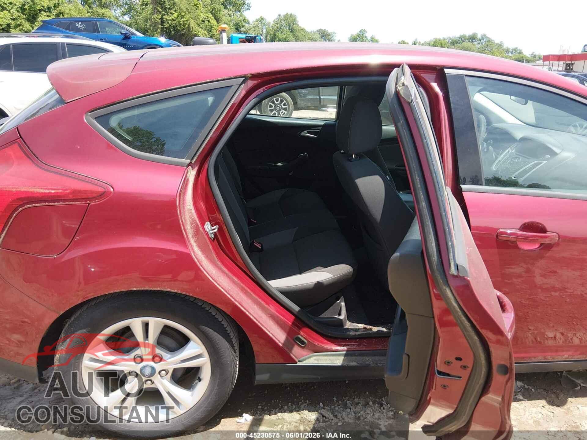 FORD FOCUS 2013 - 1FADP3K29DL200107