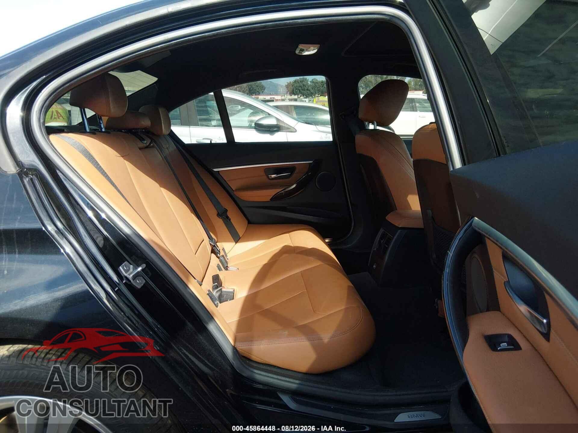 BMW 328I 2016 - WBA8E9G59GNU28640