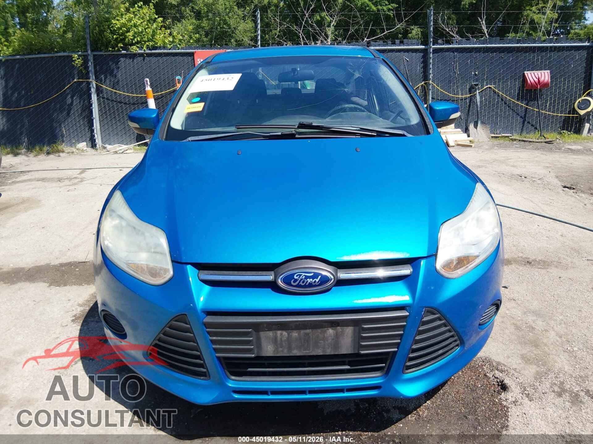 FORD FOCUS 2013 - 1FADP3F23DL123762