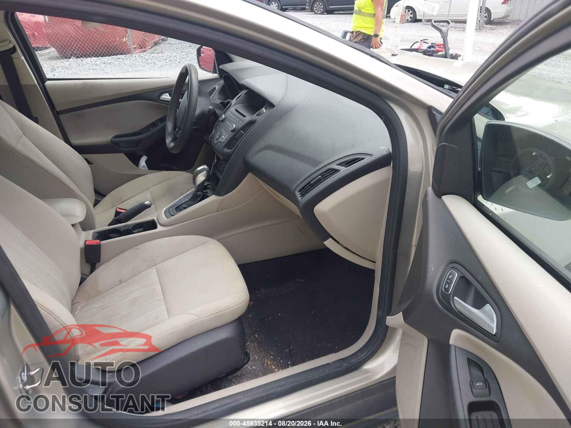 FORD FOCUS 2016 - 1FADP3F20GL265863