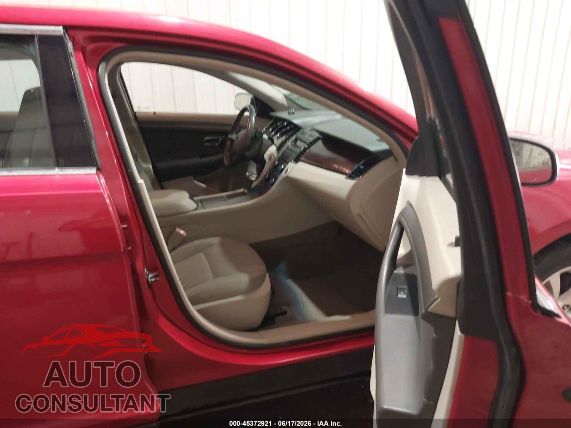 FORD TAURUS 2011 - 1FAHP2EW7BG102645