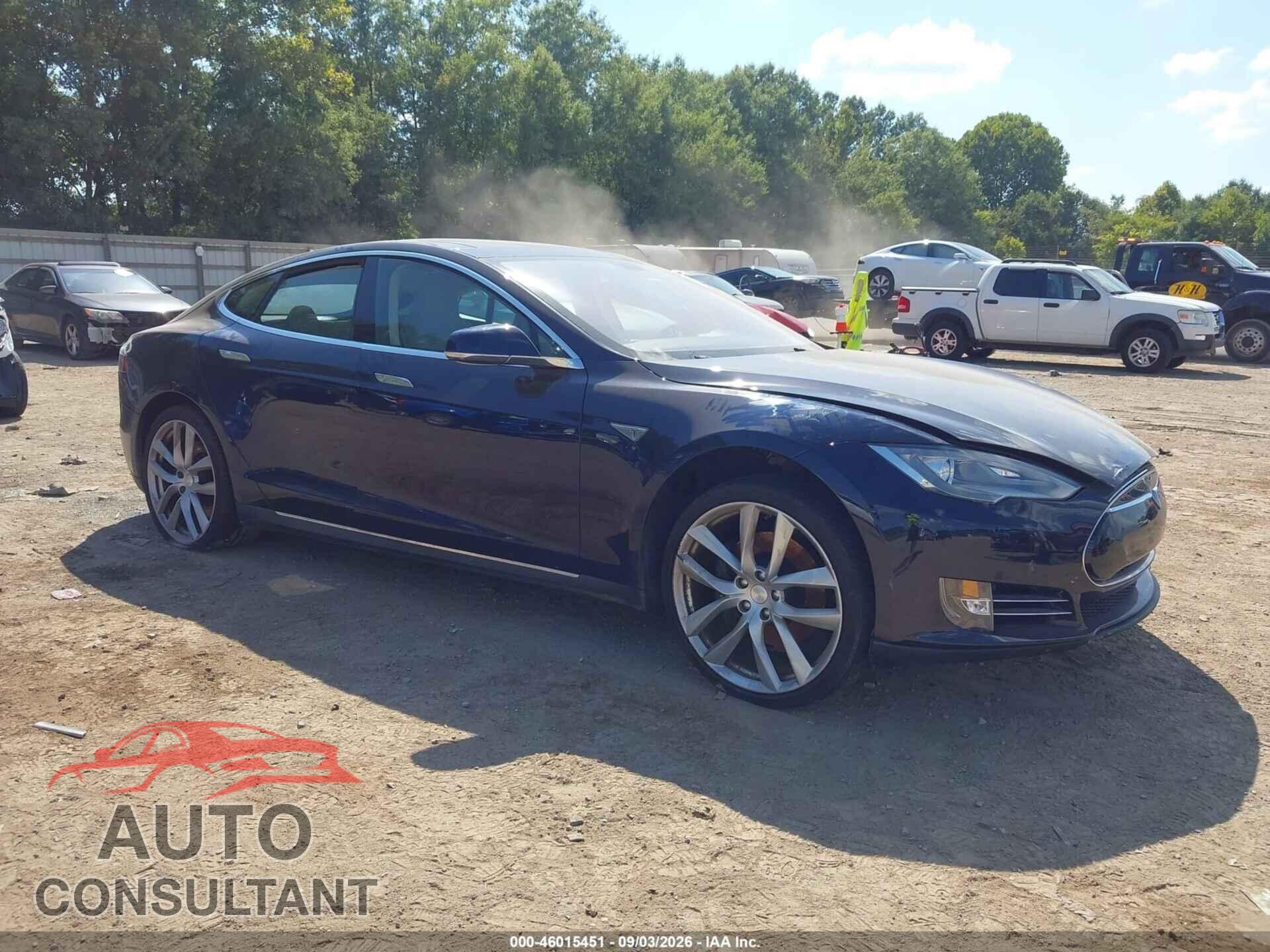 TESLA MODEL S 2013 - 5YJSA1DP8DFP16168