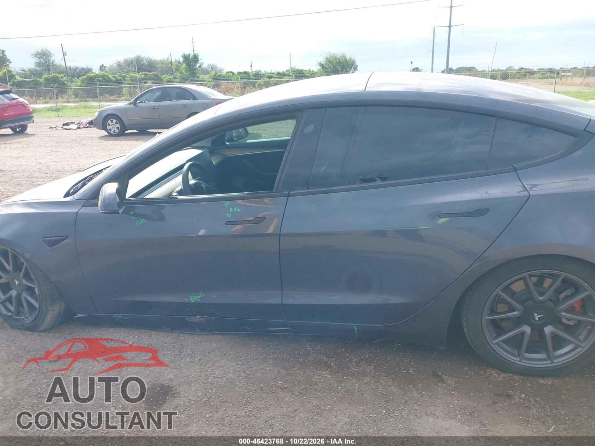 TESLA MODEL 3 2022 - 5YJ3E1EA9NF104727