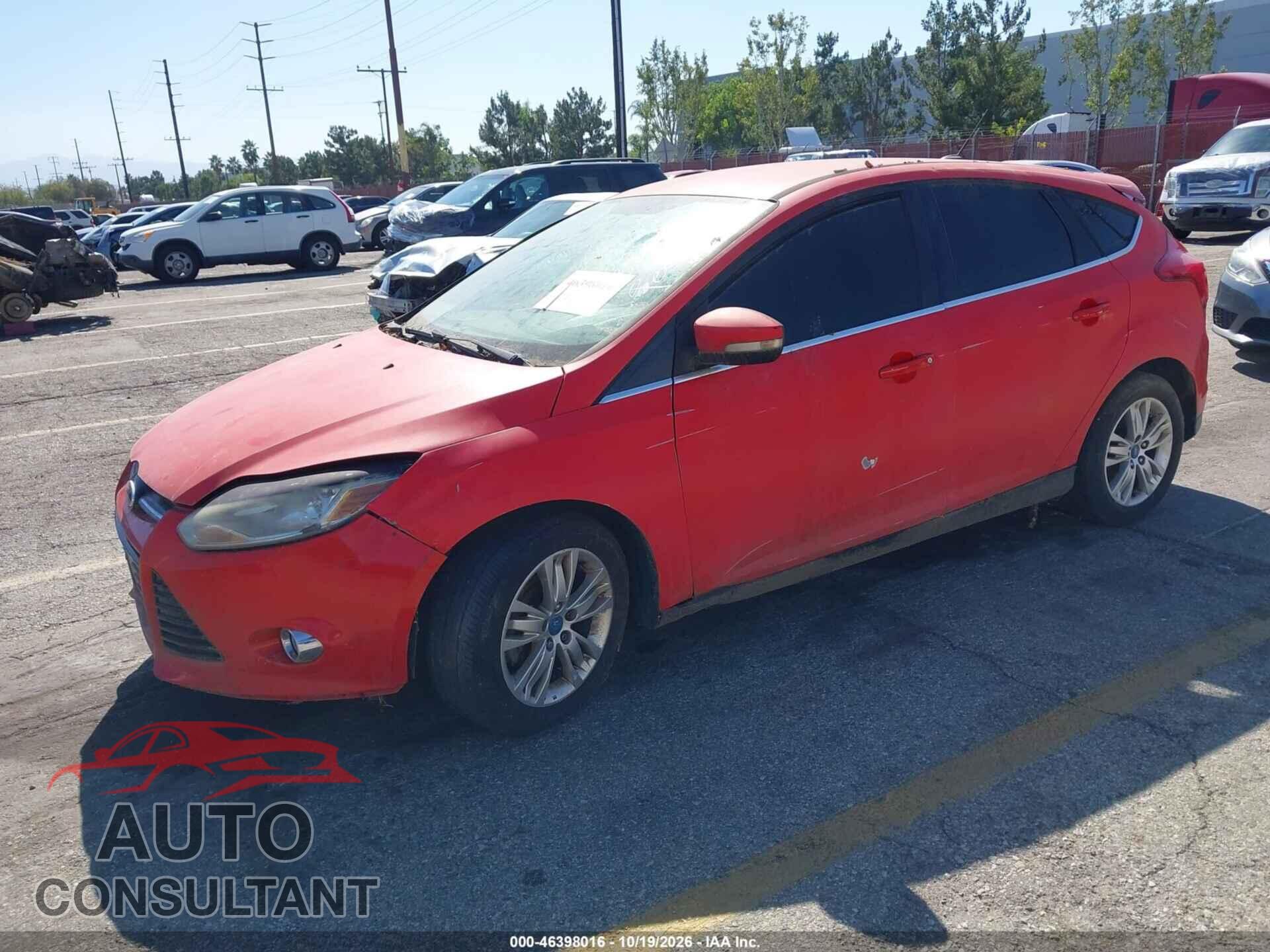 FORD FOCUS 2012 - 1FAHP3M22CL162359