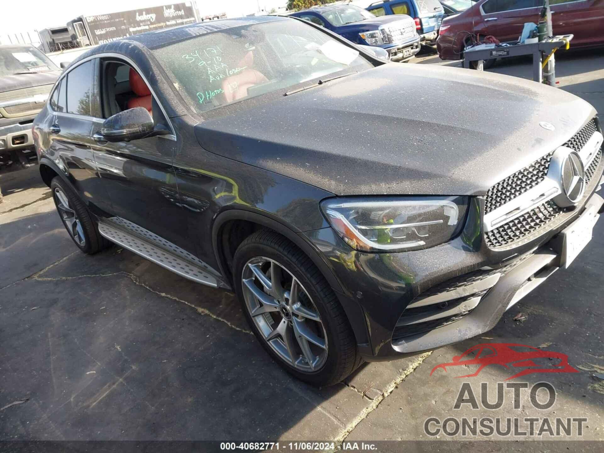 MERCEDES-BENZ GLC 300 COUPE 2020 - WDC0J8EB8LF686872