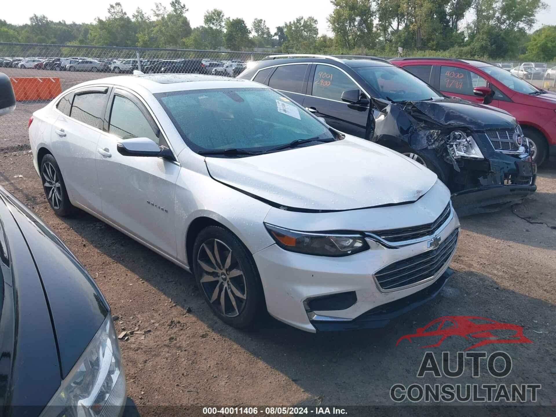 CHEVROLET MALIBU 2017 - 1G1ZE5ST9HF101651