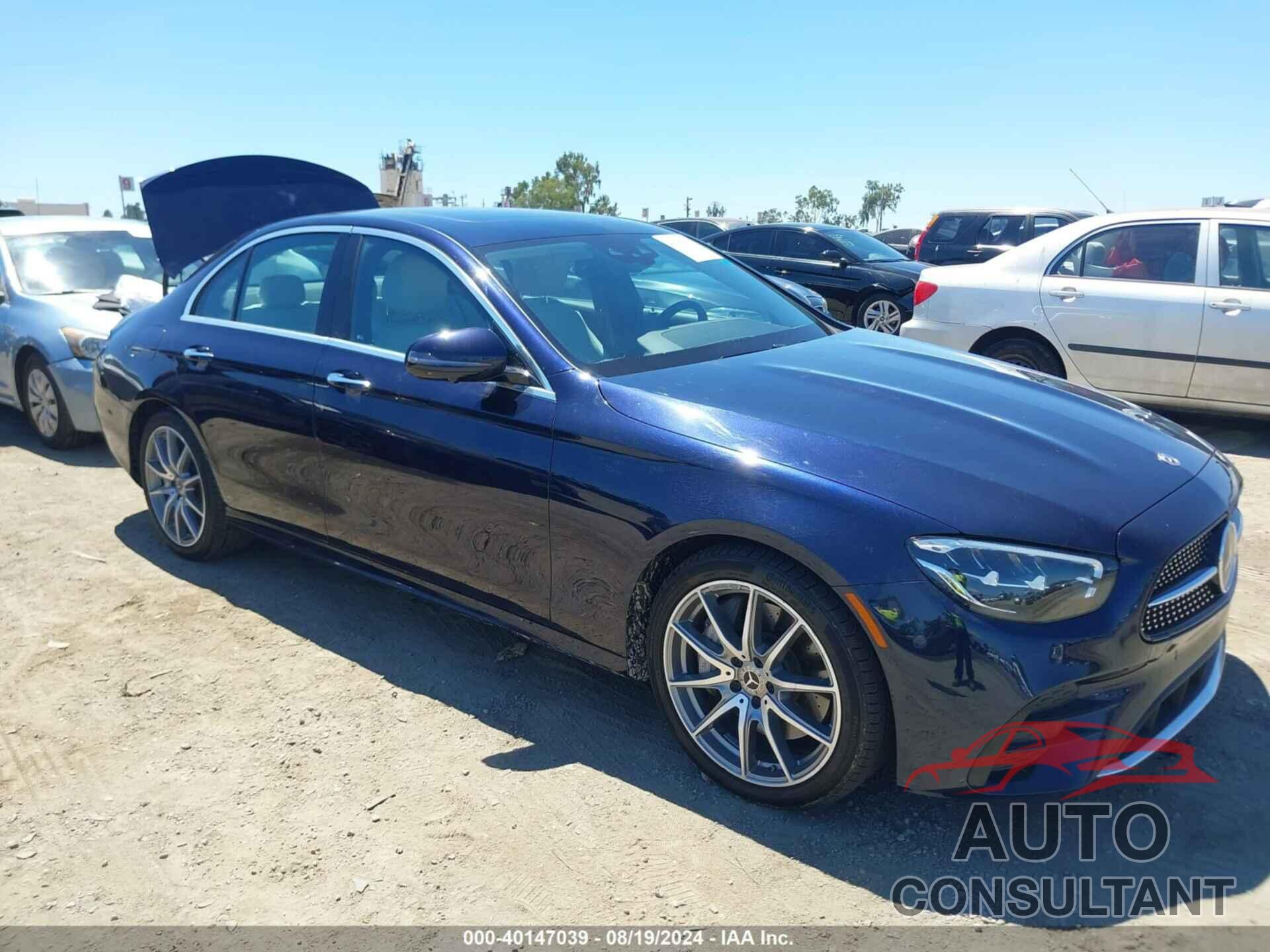 MERCEDES-BENZ E 350 2022 - W1KZF8DB8NB098020