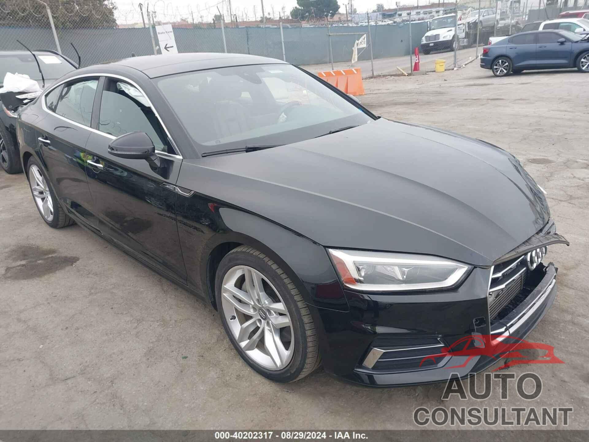 AUDI A5 2019 - WAUANCF59KA008201