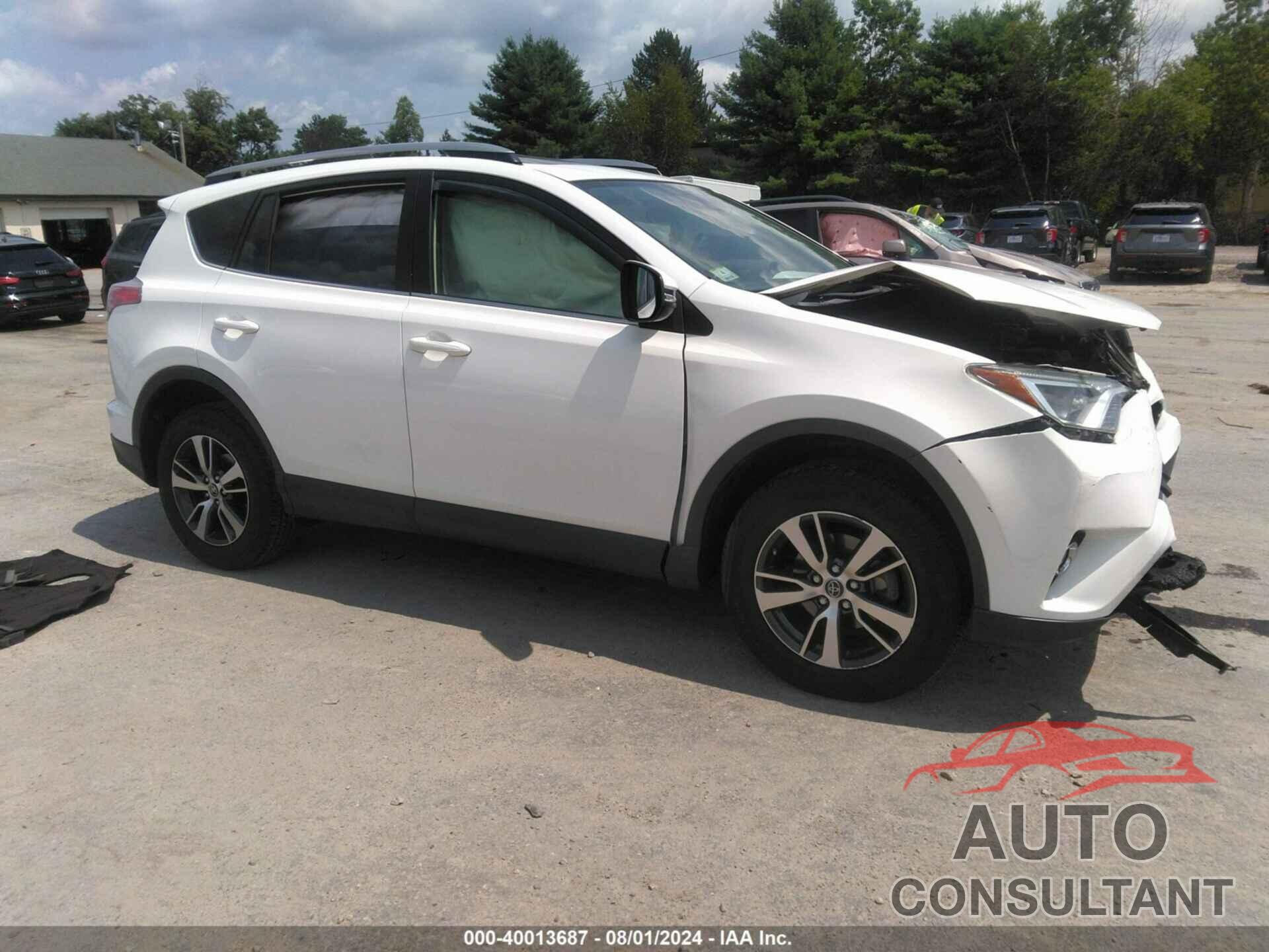 TOYOTA RAV4 2018 - JTMWFREV8JJ726959