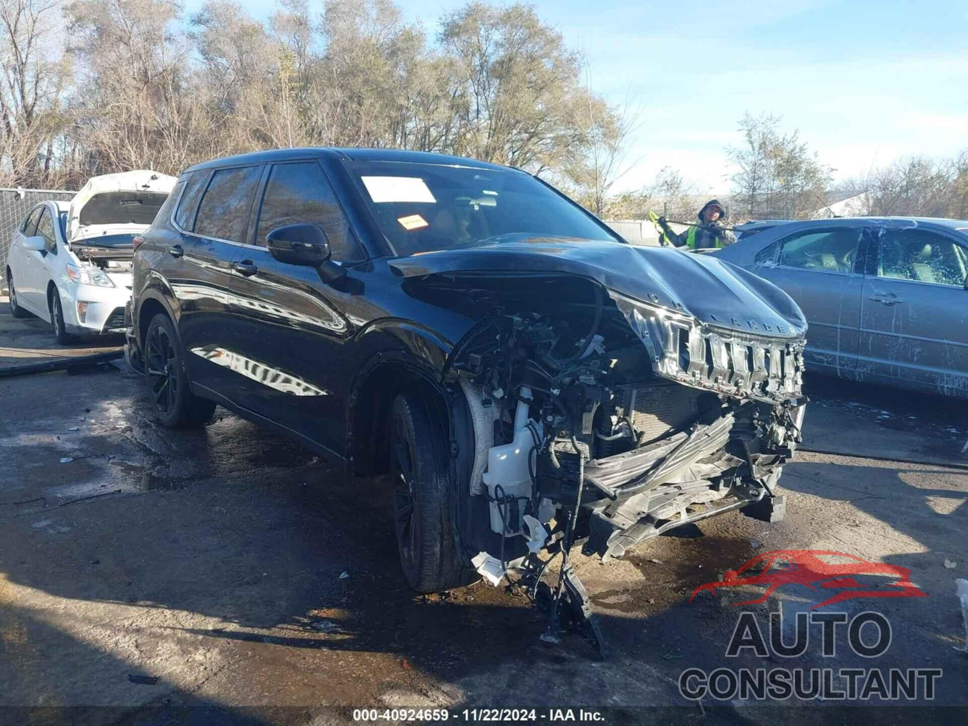 MITSUBISHI OUTLANDER 2022 - JA4J4UA87NZ078695