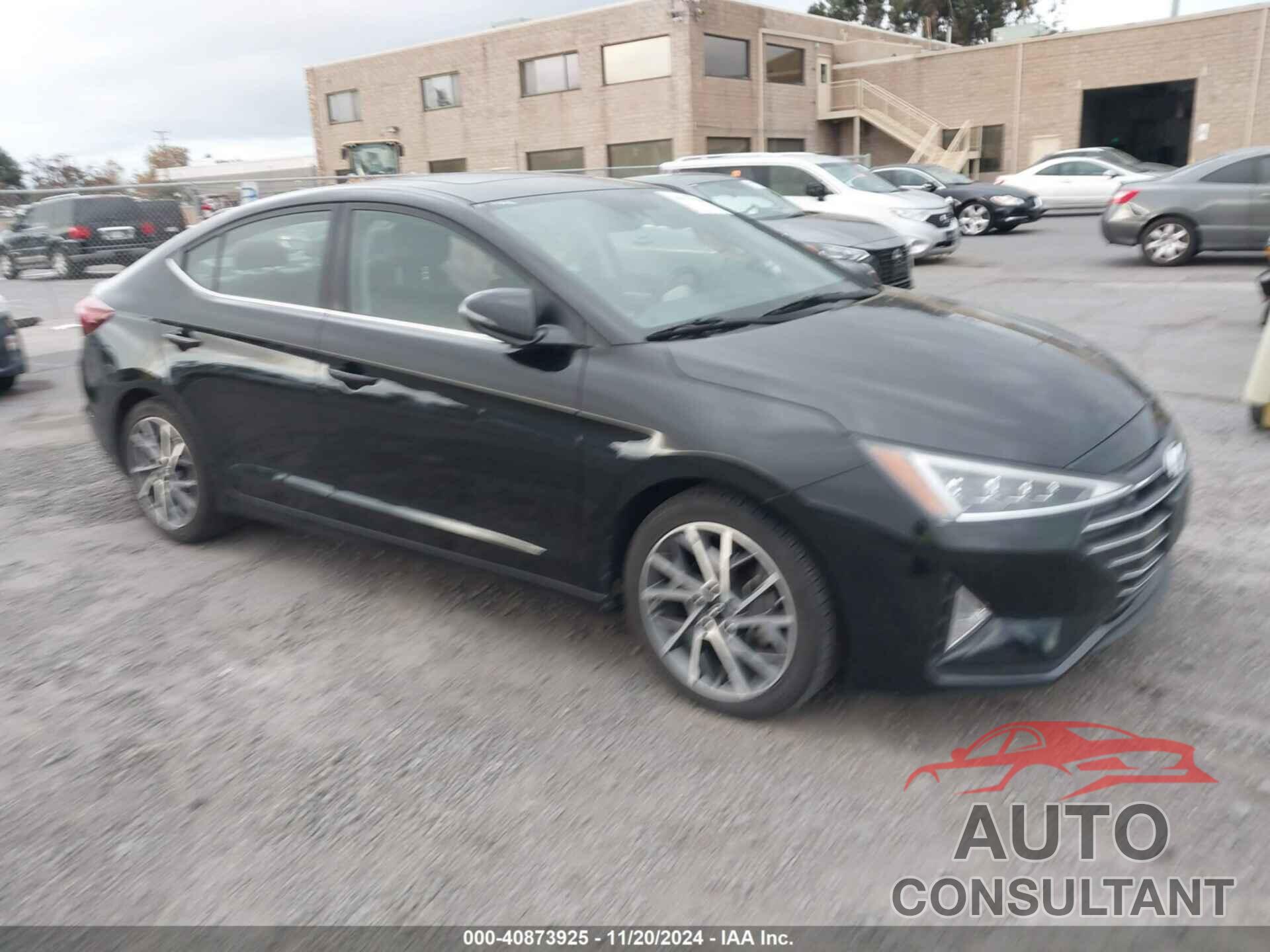 HYUNDAI ELANTRA 2020 - 5NPD84LF7LH623740