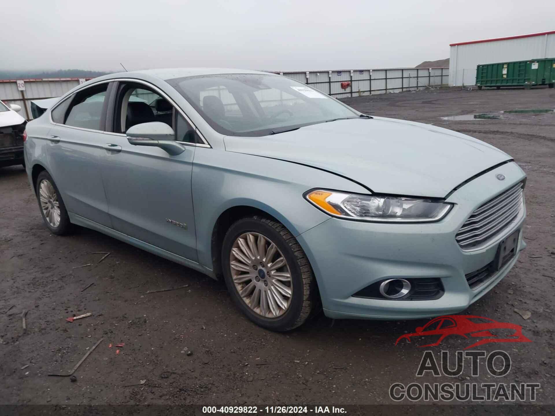 FORD FUSION HYBRID 2013 - 3FA6P0LU8DR282534