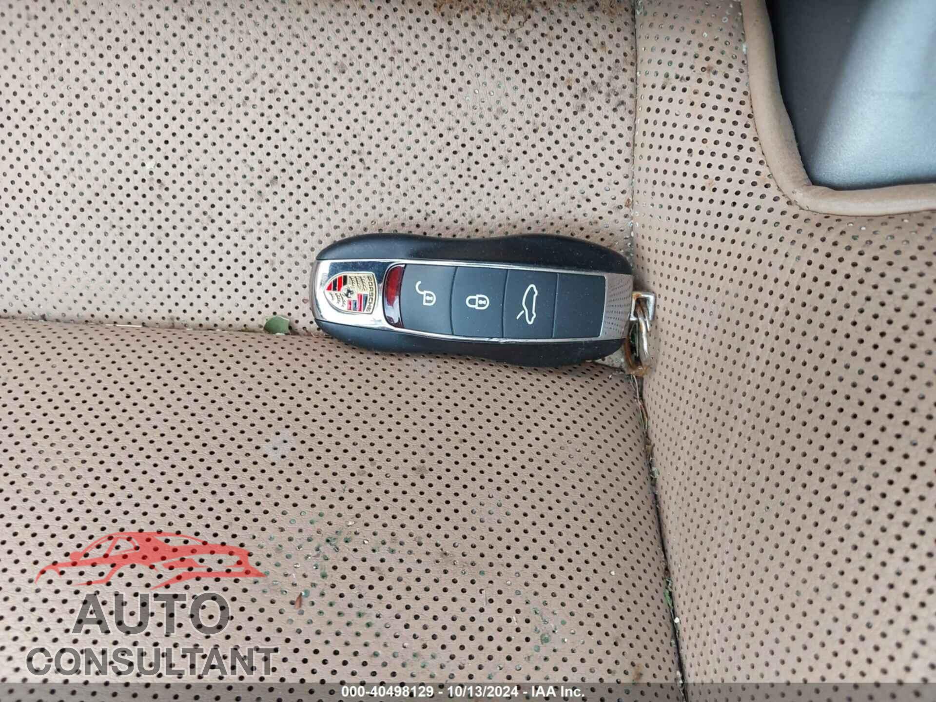 PORSCHE 911 2017 - WP0CA2A93HS141681