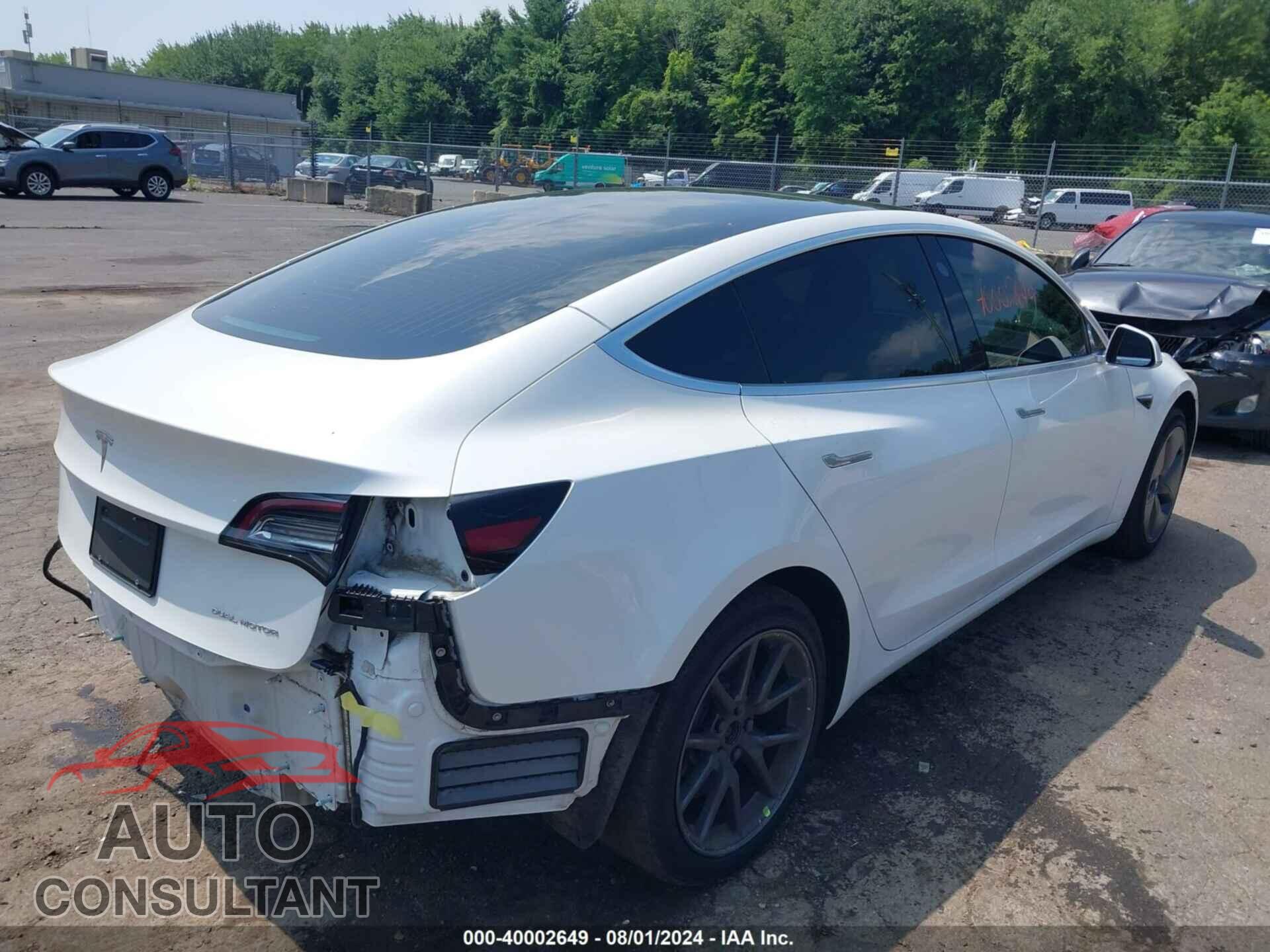 TESLA MODEL 3 2019 - 5YJ3E1EB8KF442320