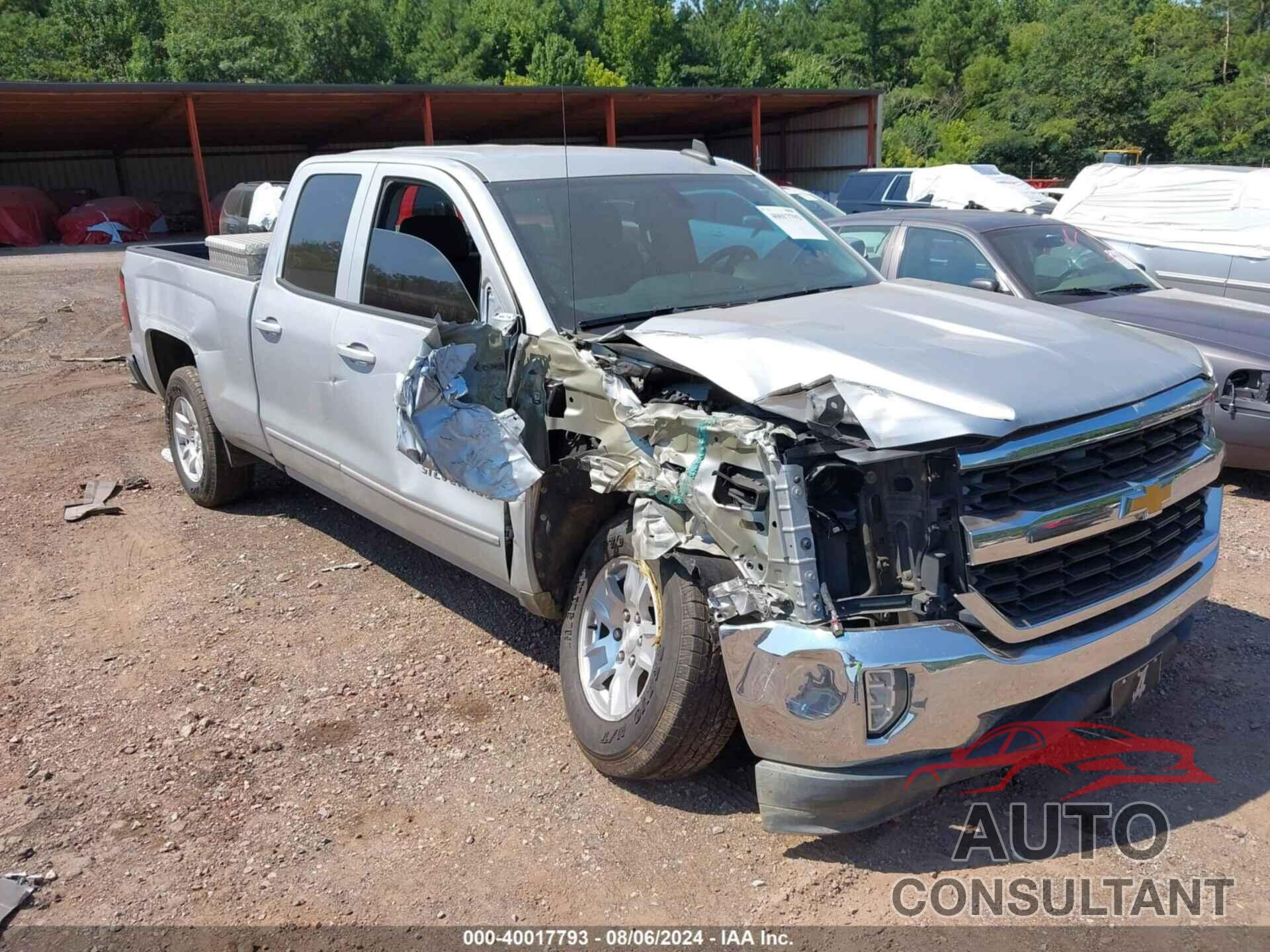 CHEVROLET SILVERADO 1500 2017 - 1GCRCREC9HZ109649